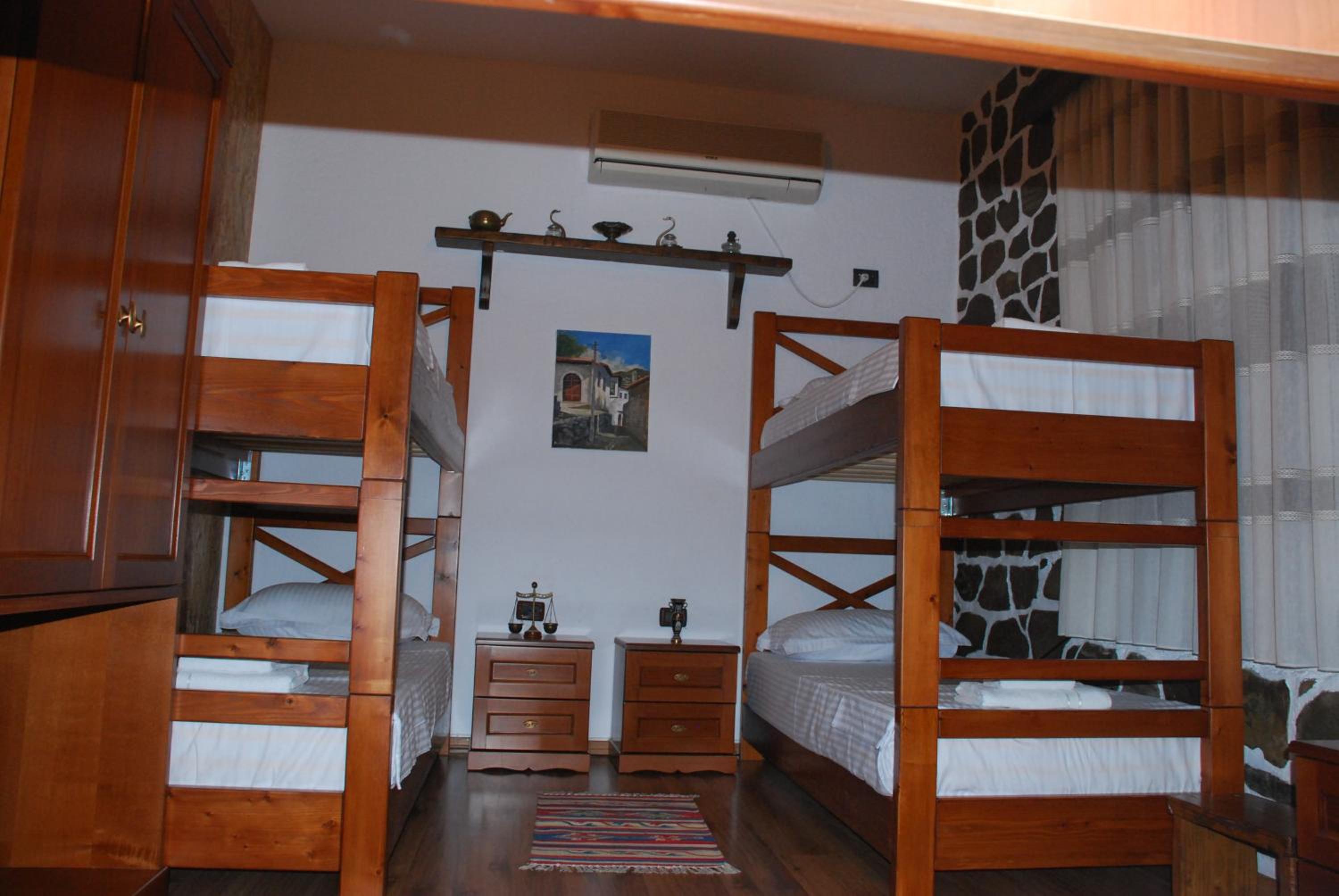 bed & breakfast Local Living Edi