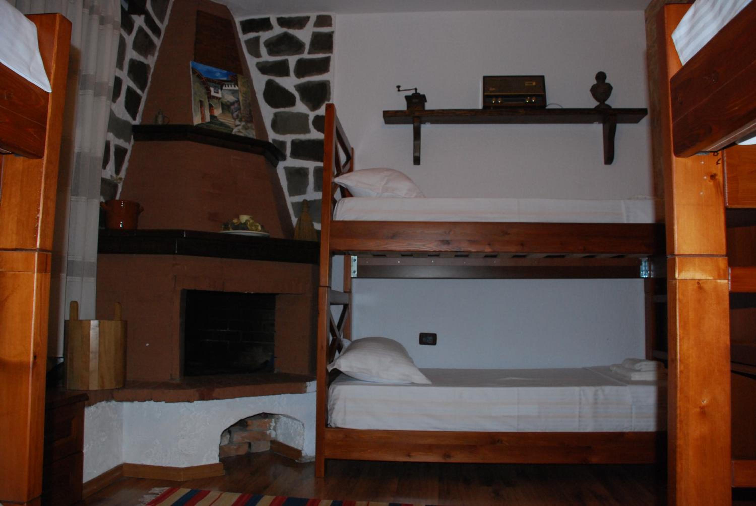 bed & breakfast Local Living Edi
