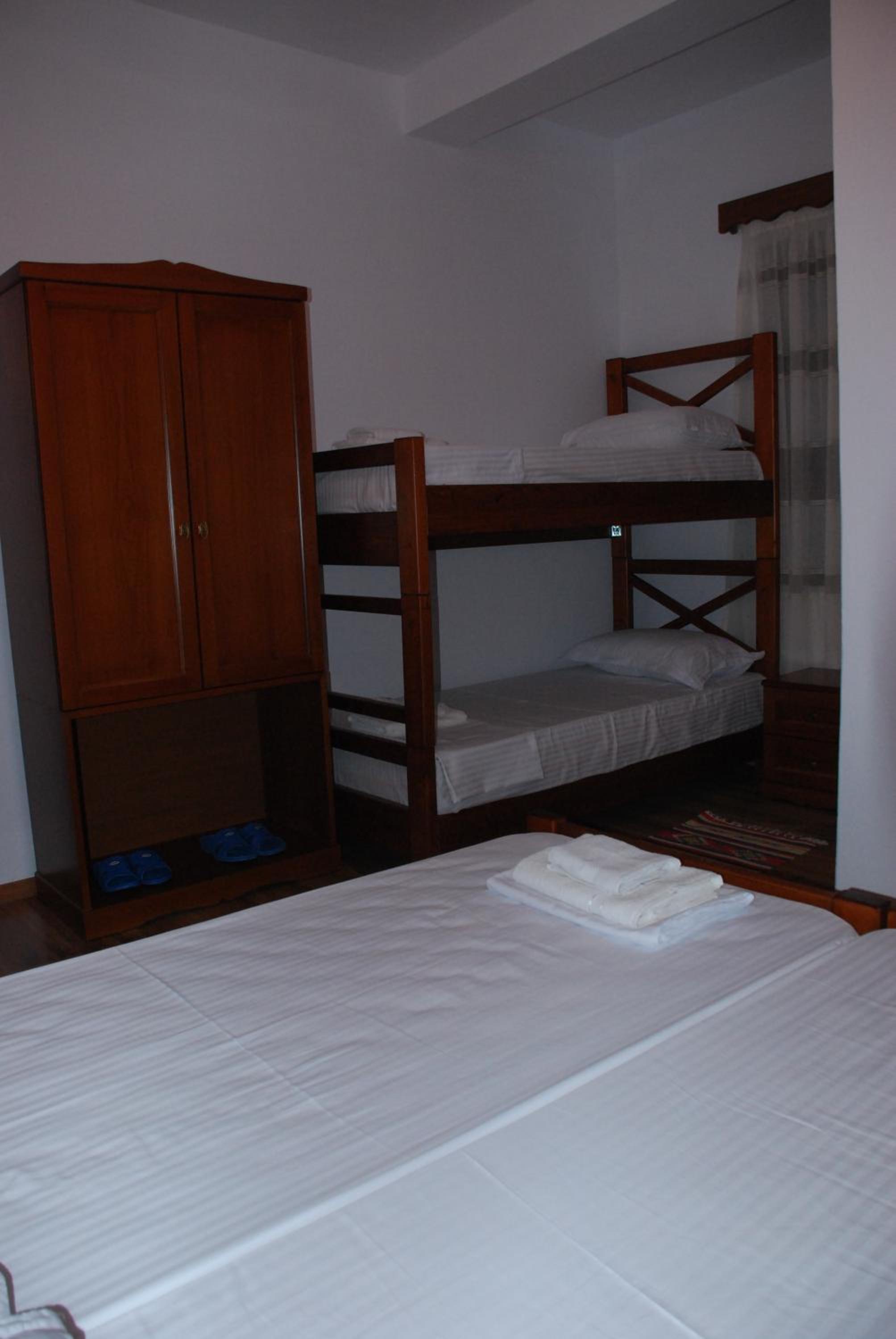 bed & breakfast Local Living Edi