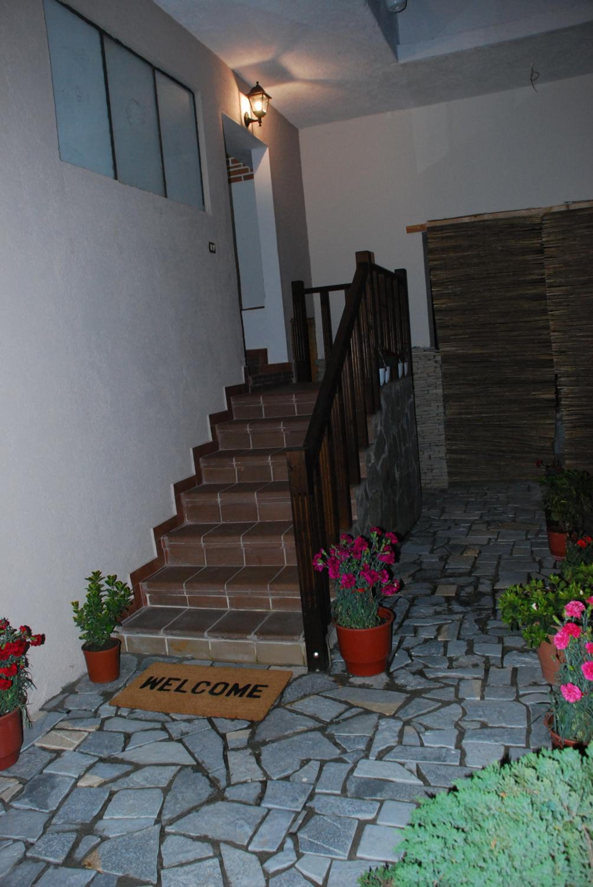 bed & breakfast Local Living Edi