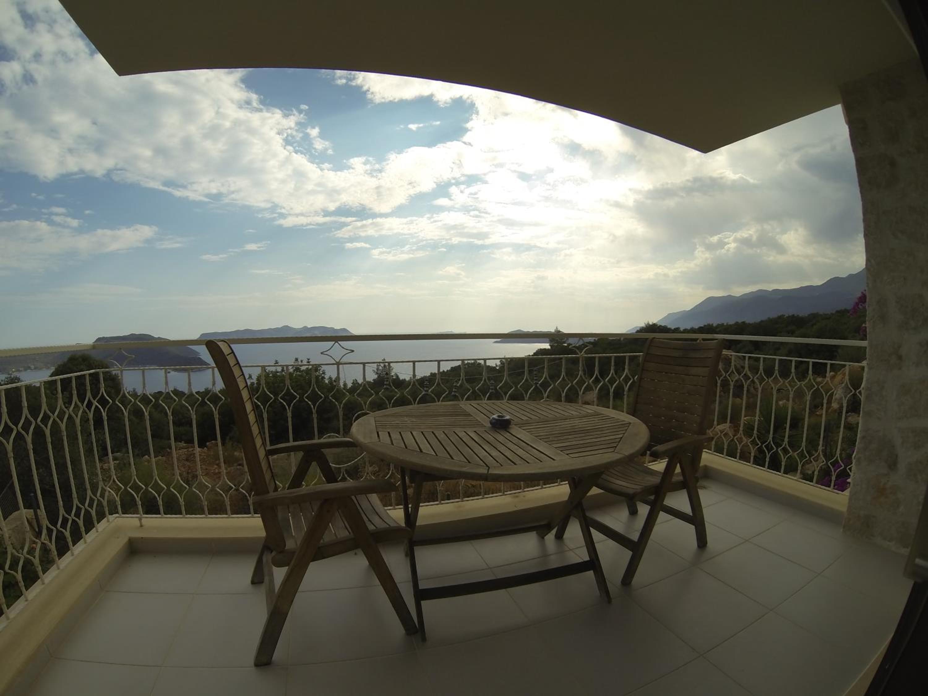 Derya Beach Apartment - Image 5