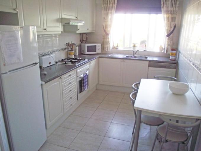Oasis Parque Apartment 81 D view 3