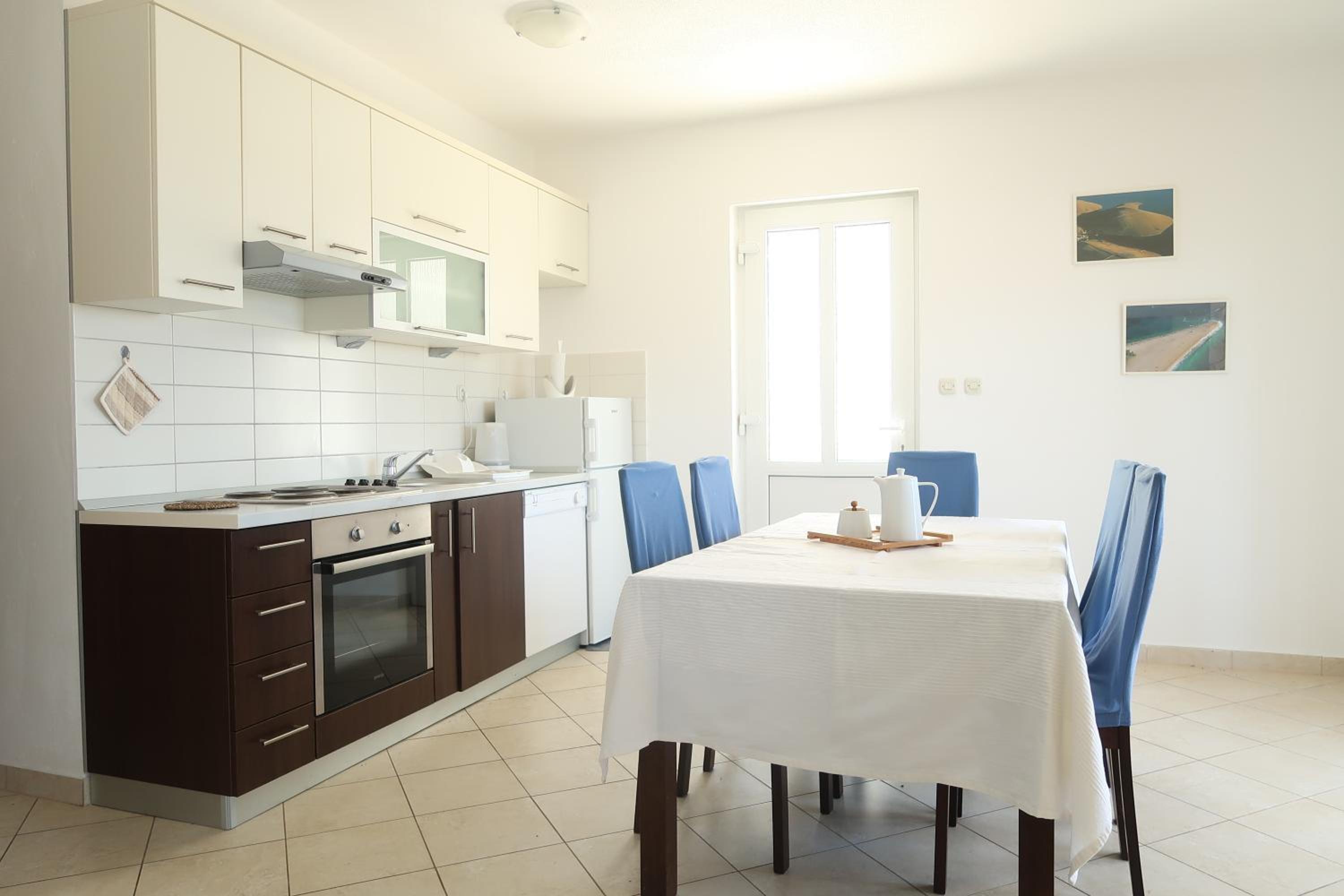 Apartments Maras