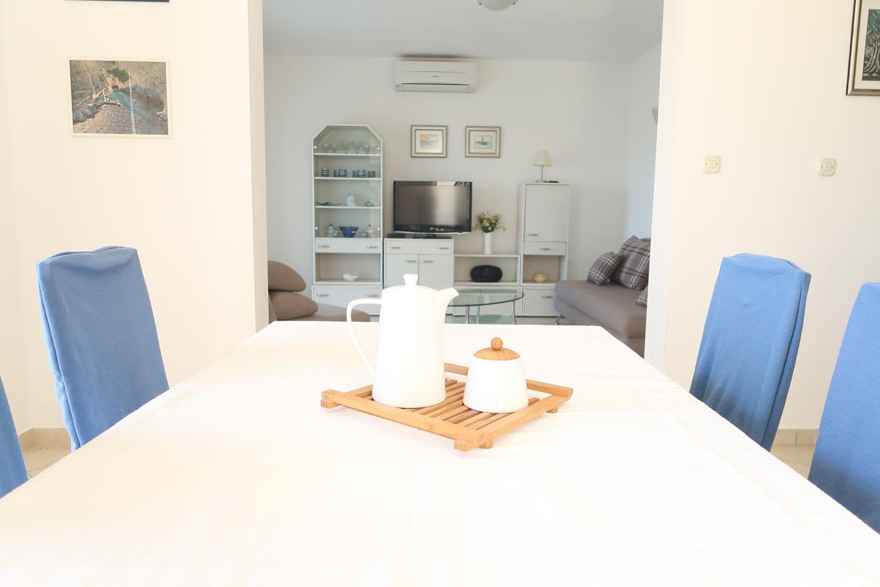 Apartments Maras