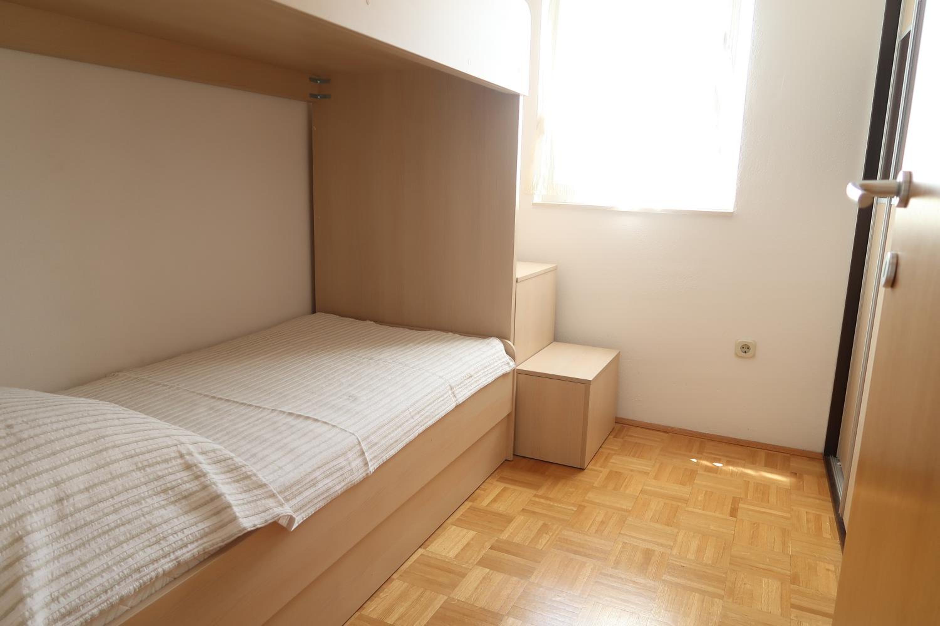 Apartments Maras
