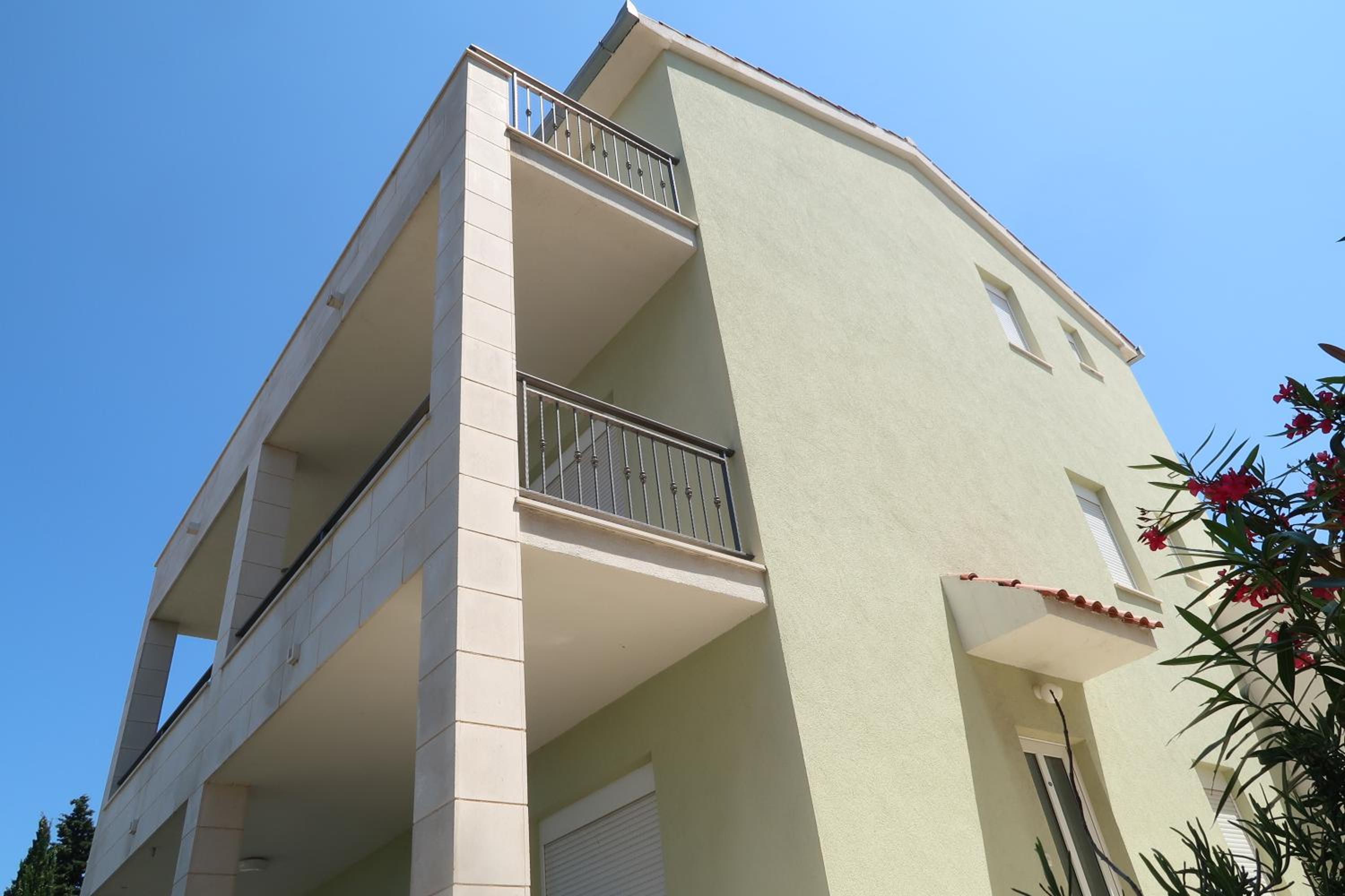 Apartments Maras