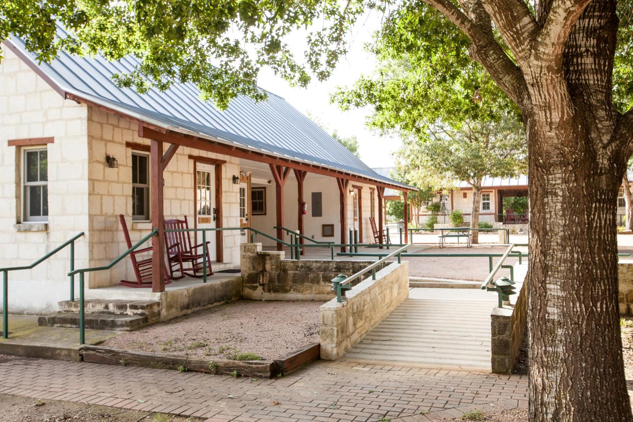 Hotel Gruene Cottages - Image 1