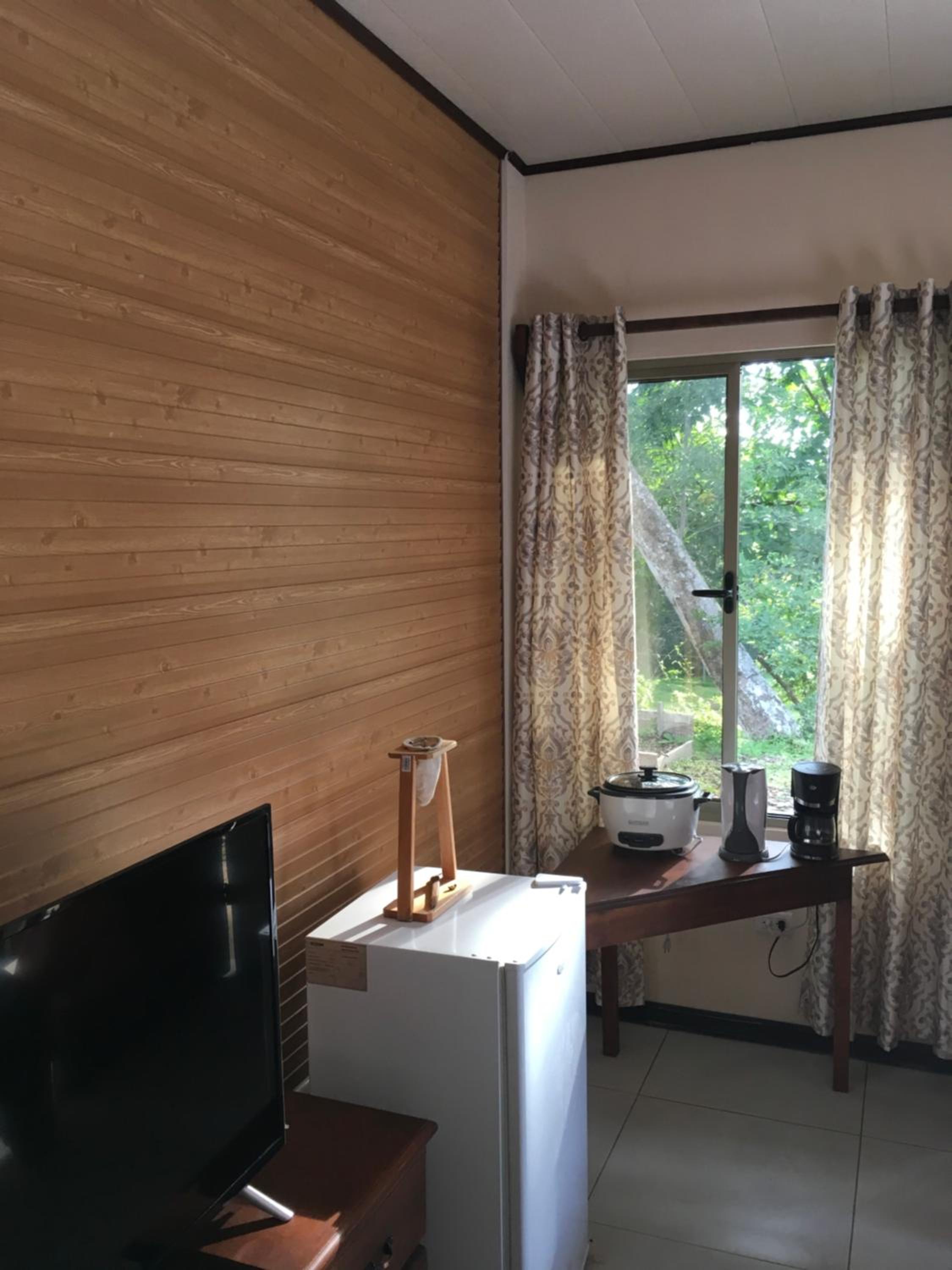 Casa Taupe