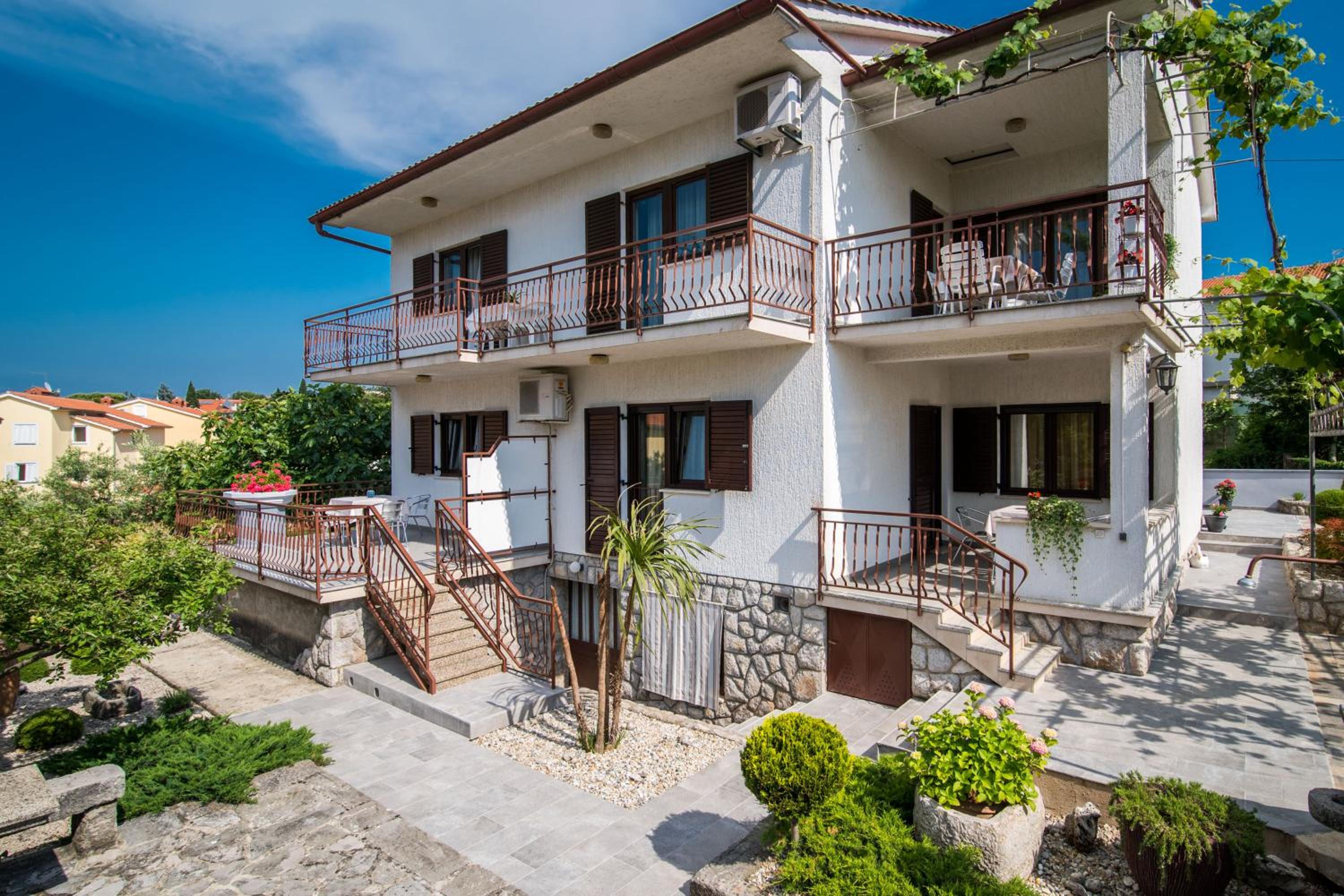 Apartments Marija & Anton