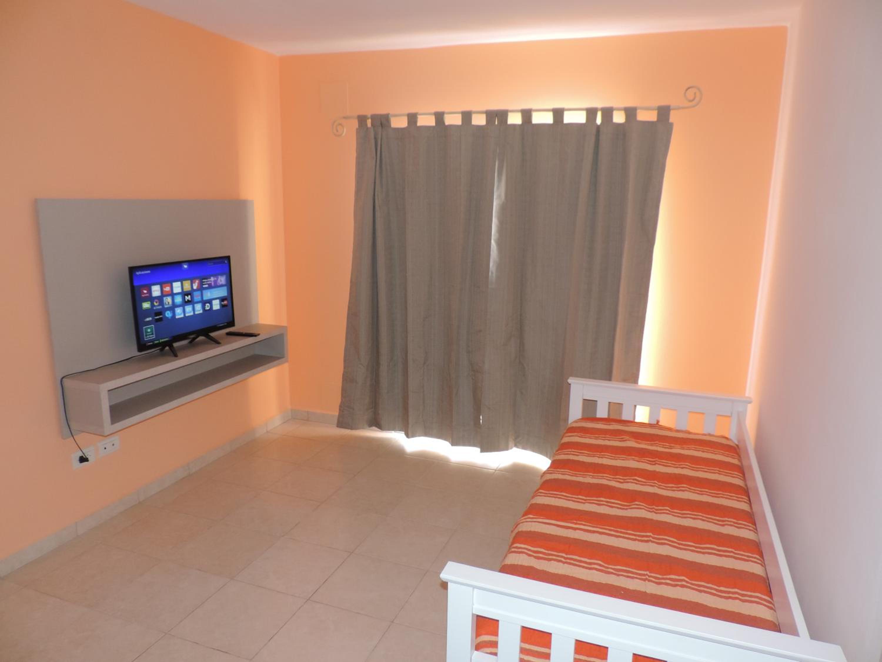 hotel departamentos amoblados daniotti