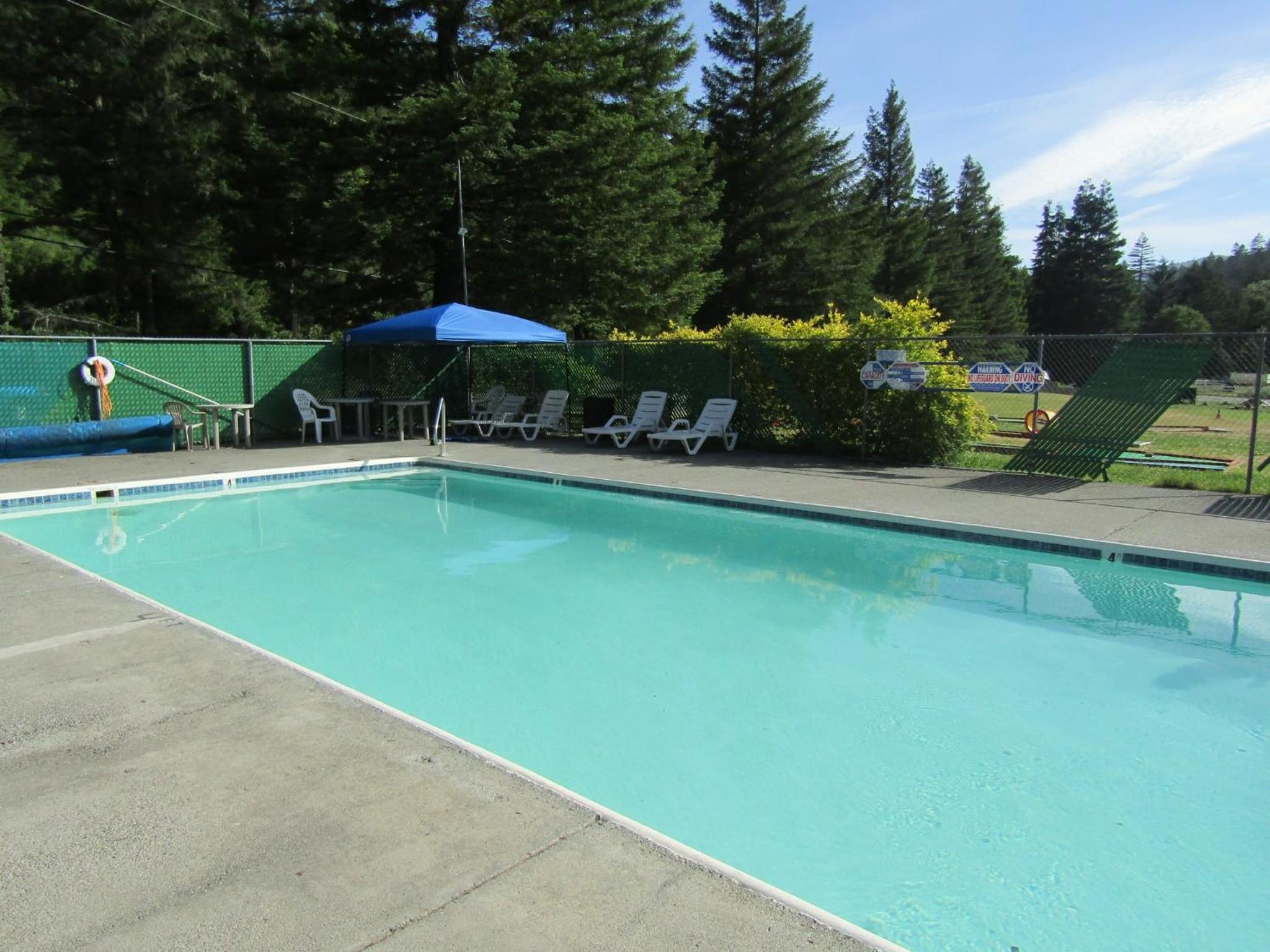 Dean Creek Resort