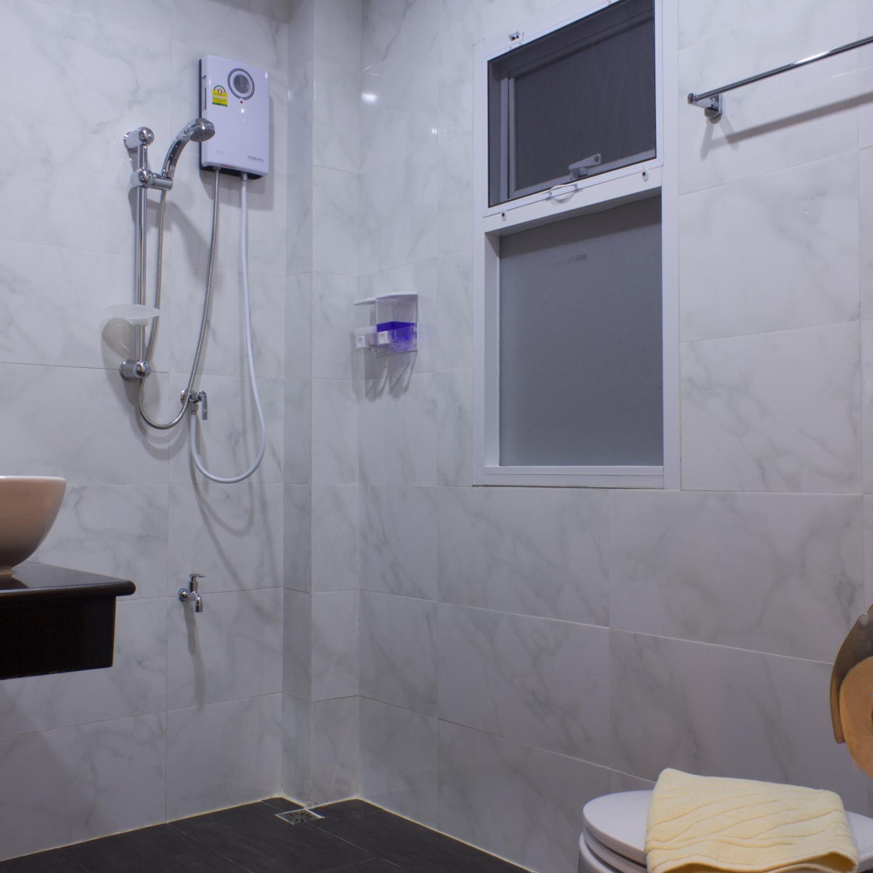 Suan Dok Gate Guesthouse