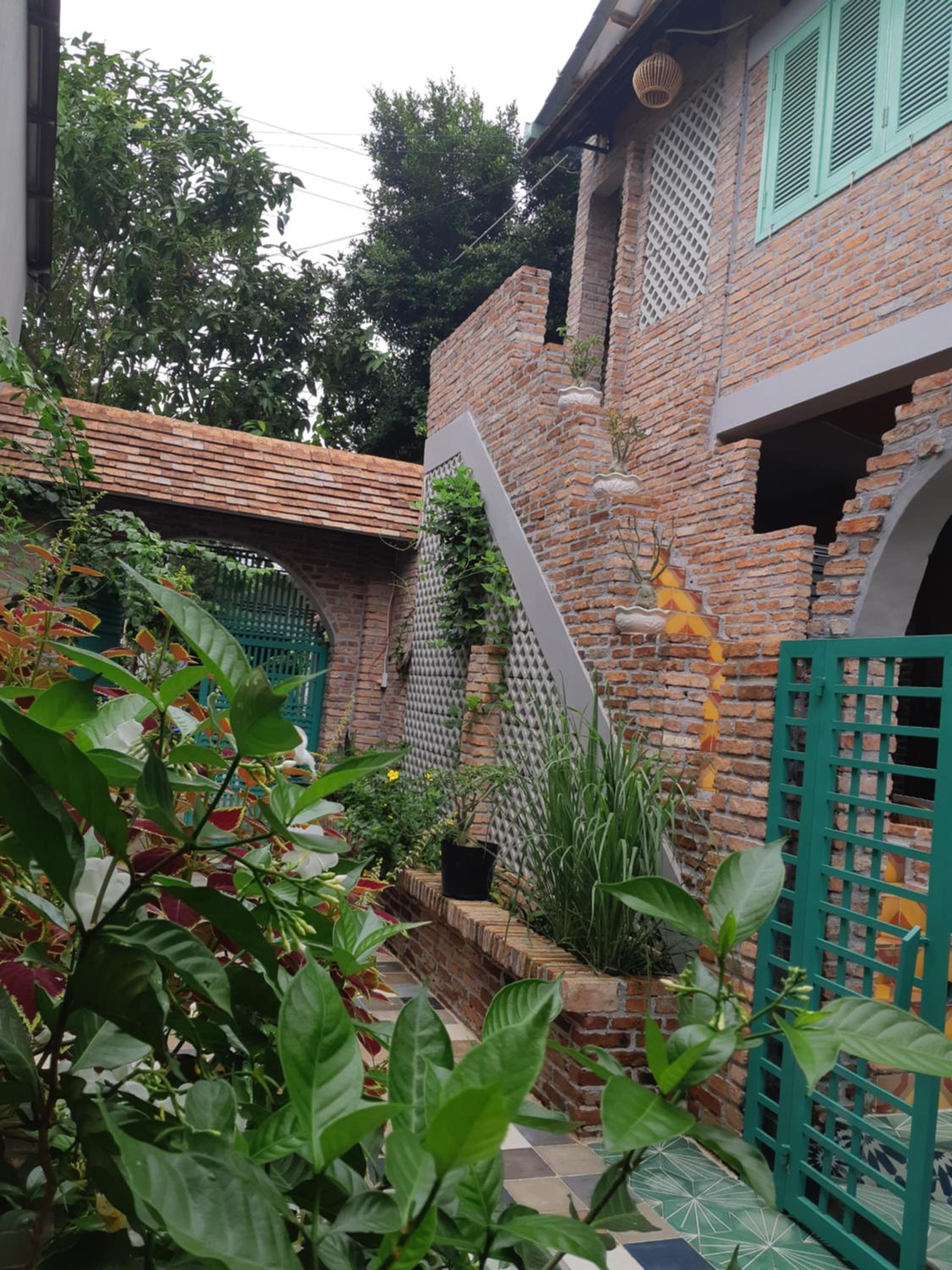 Nam Thi Holiday Home