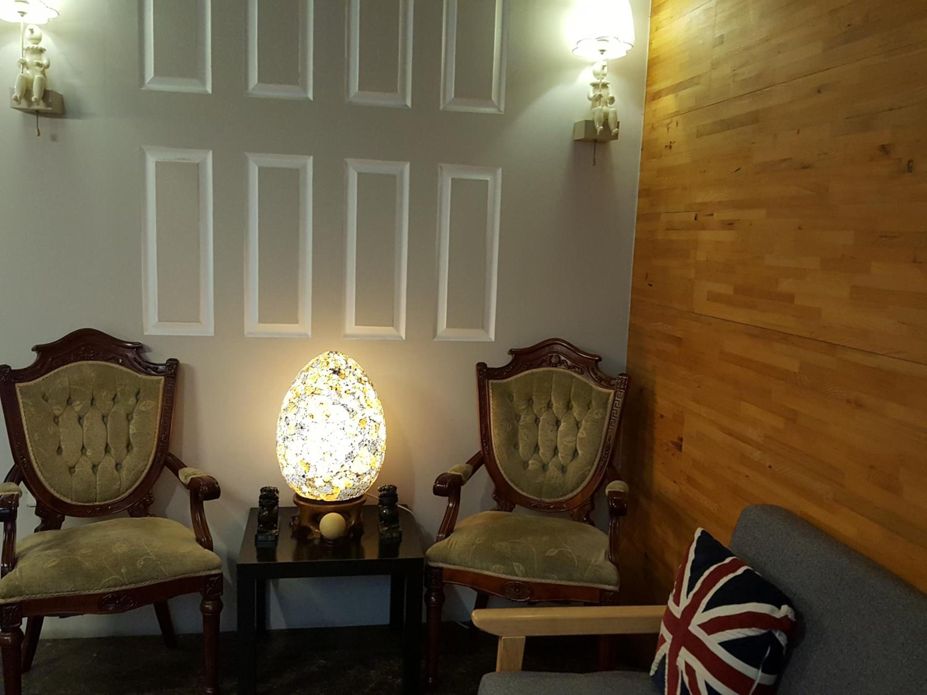 橙舍一館 TW Hostel I