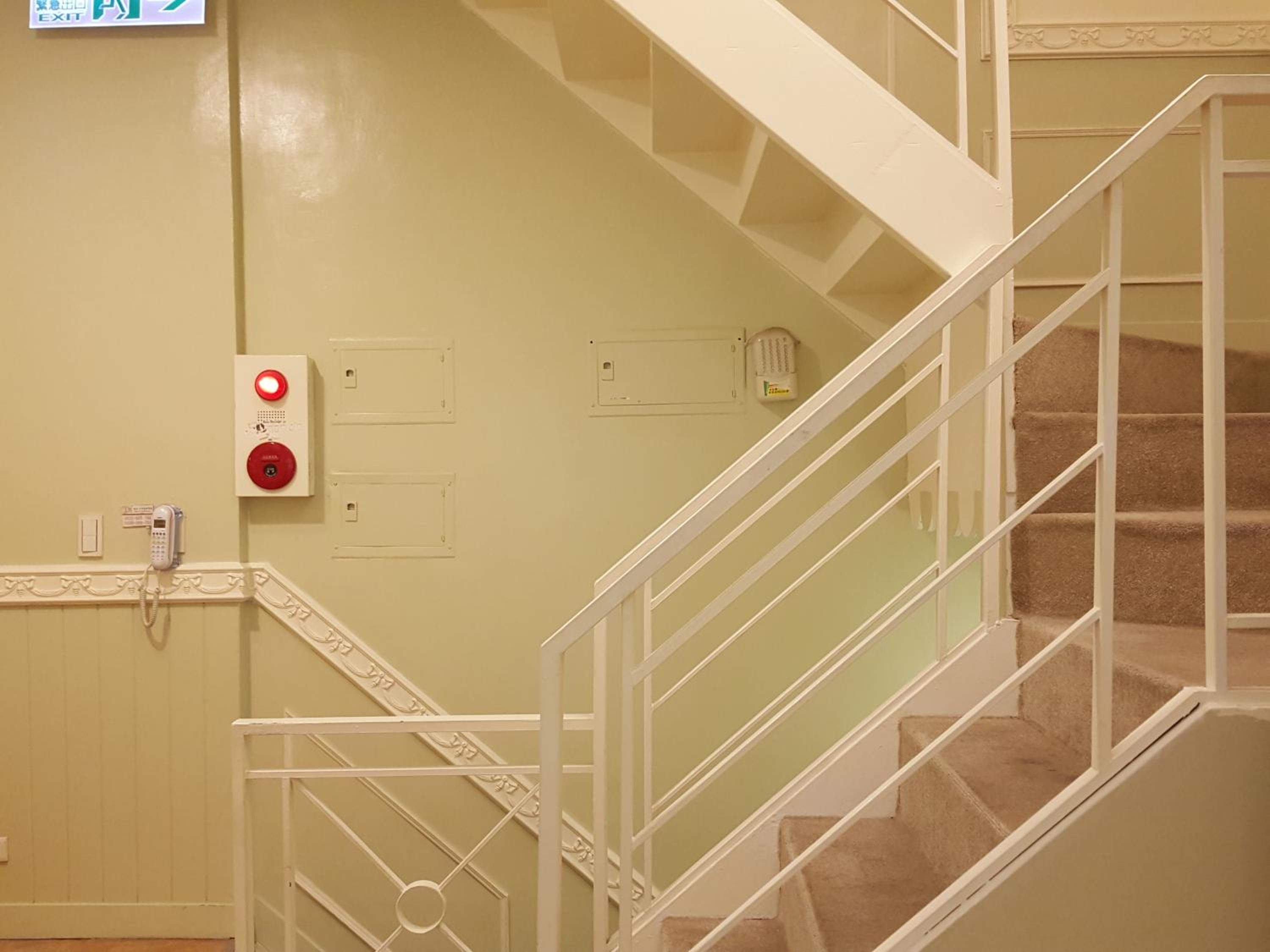 橙舍一館 TW Hostel I