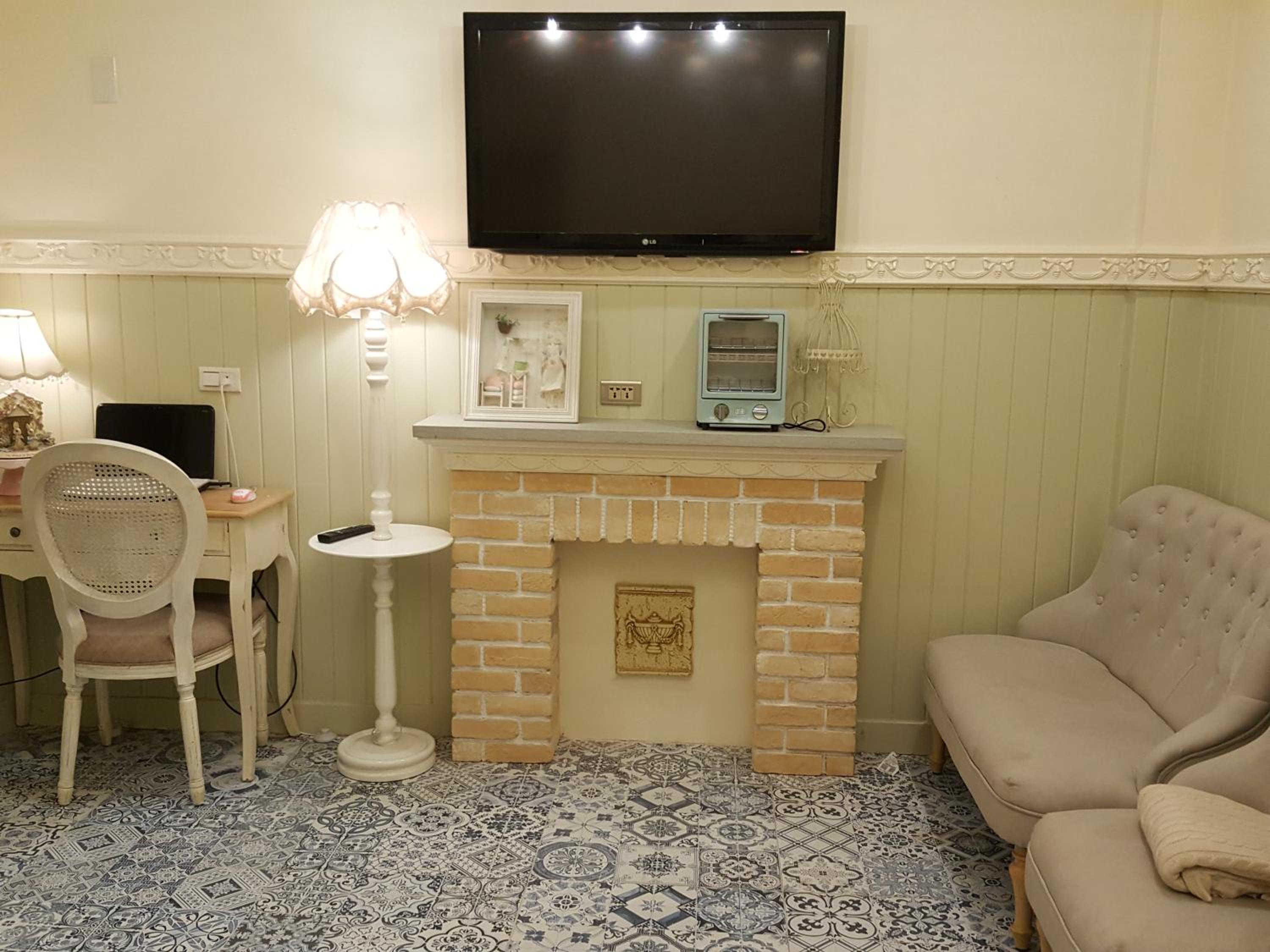 橙舍一館 TW Hostel I
