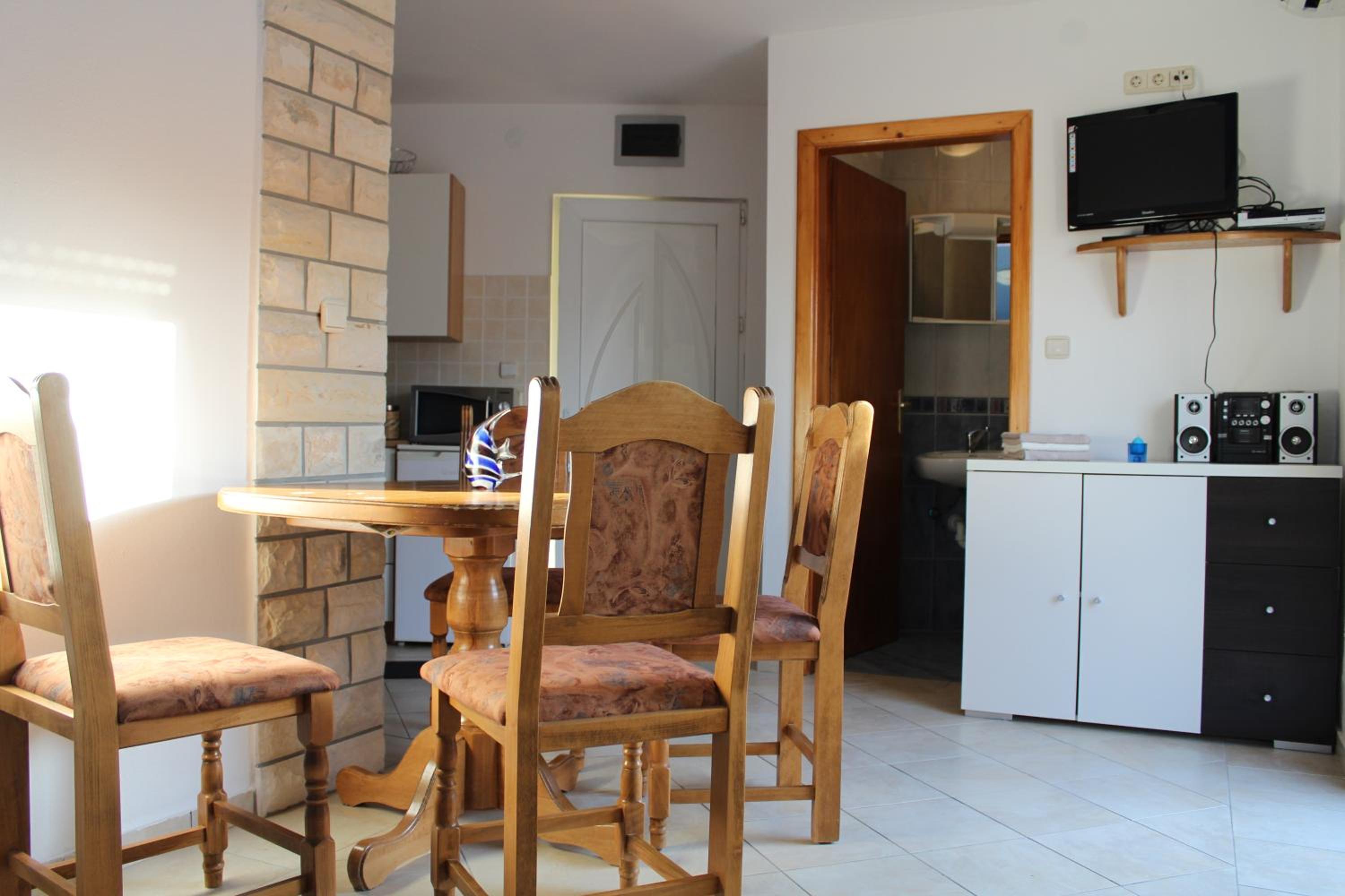 Apartments Novoselic view 5