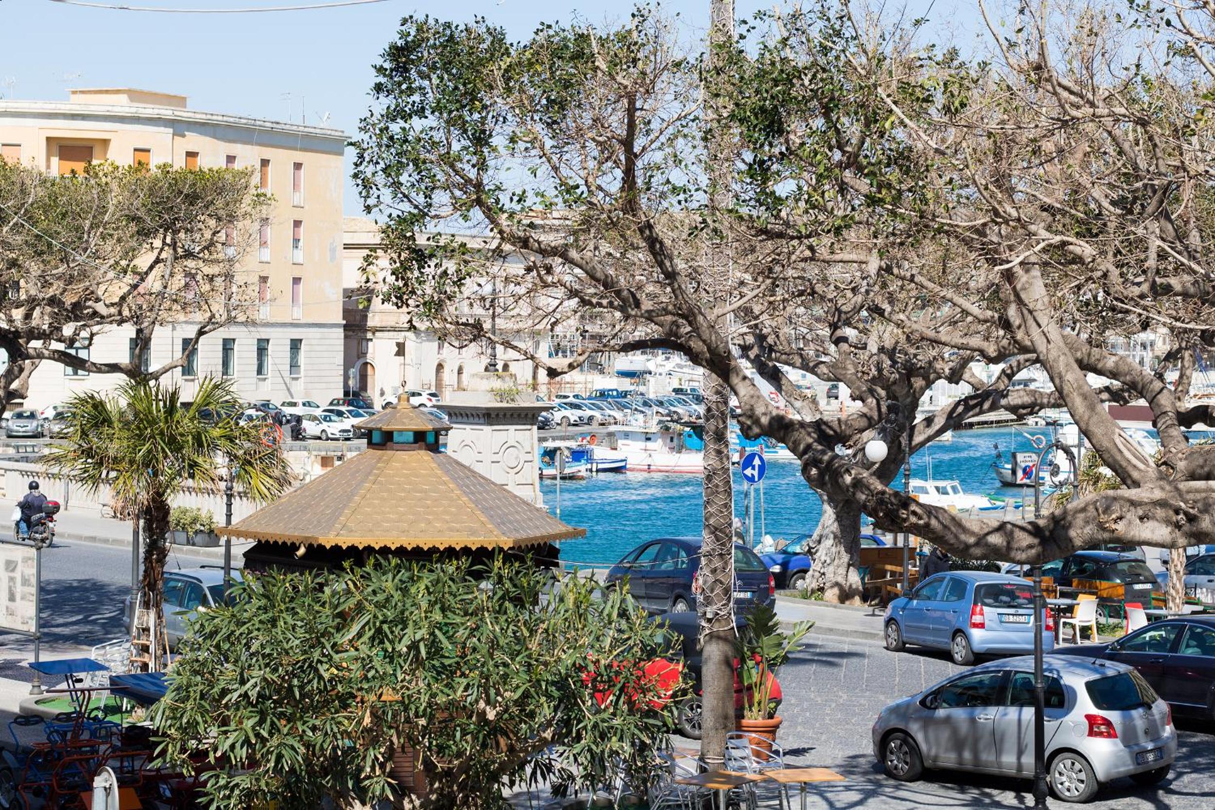 Apollo B&B view 4