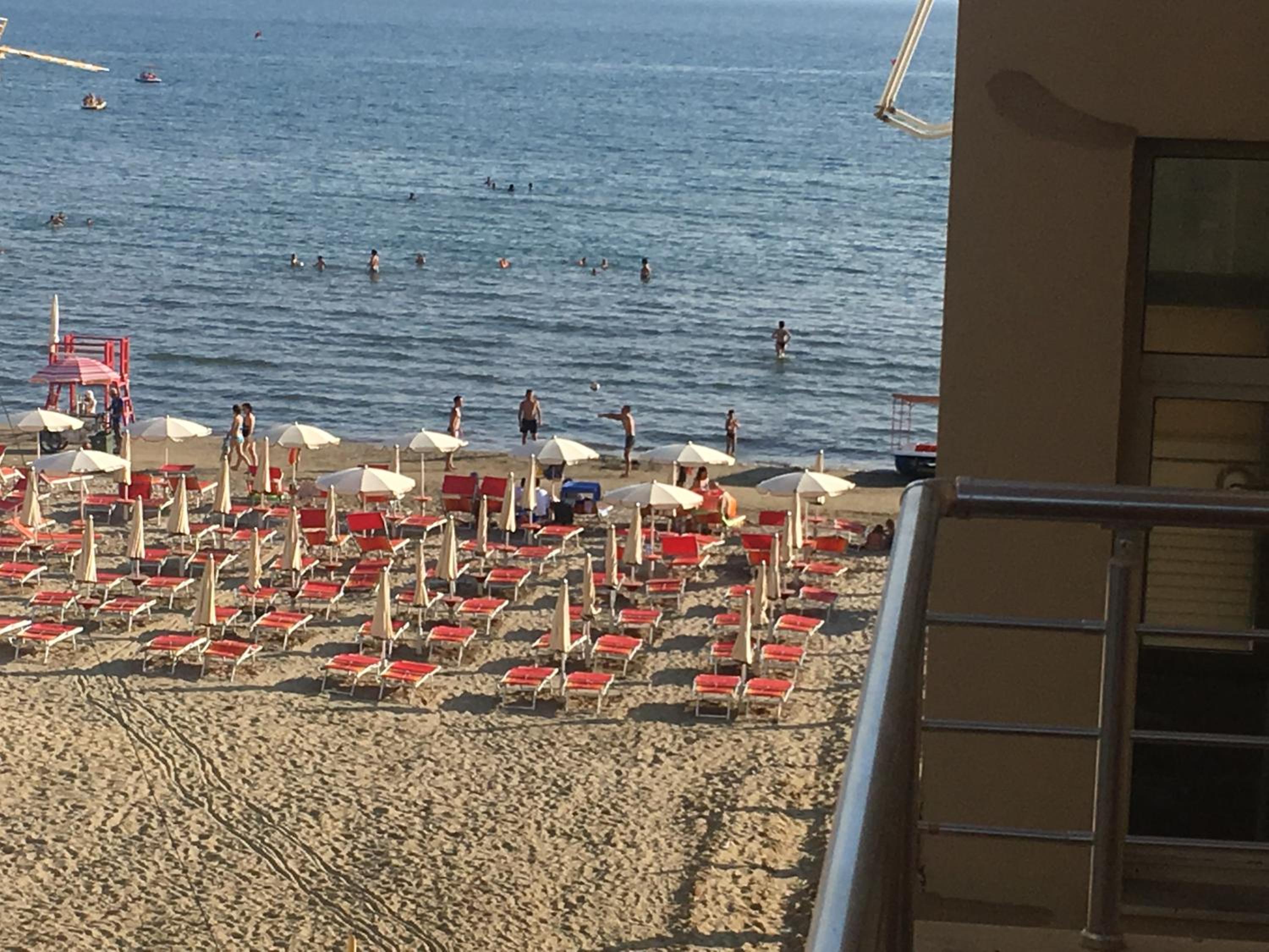 Sun & Sea Apartment