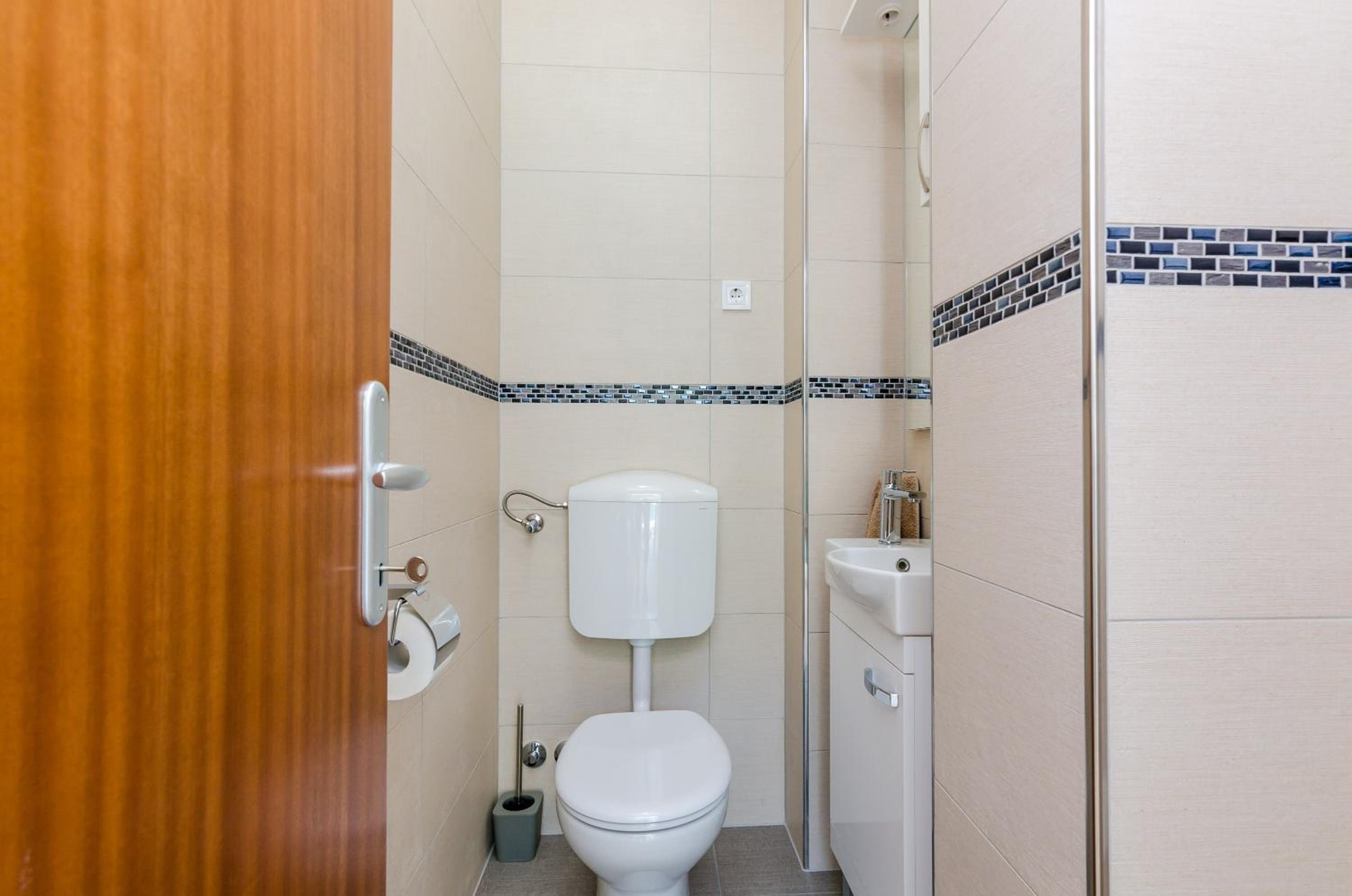 Photo 75