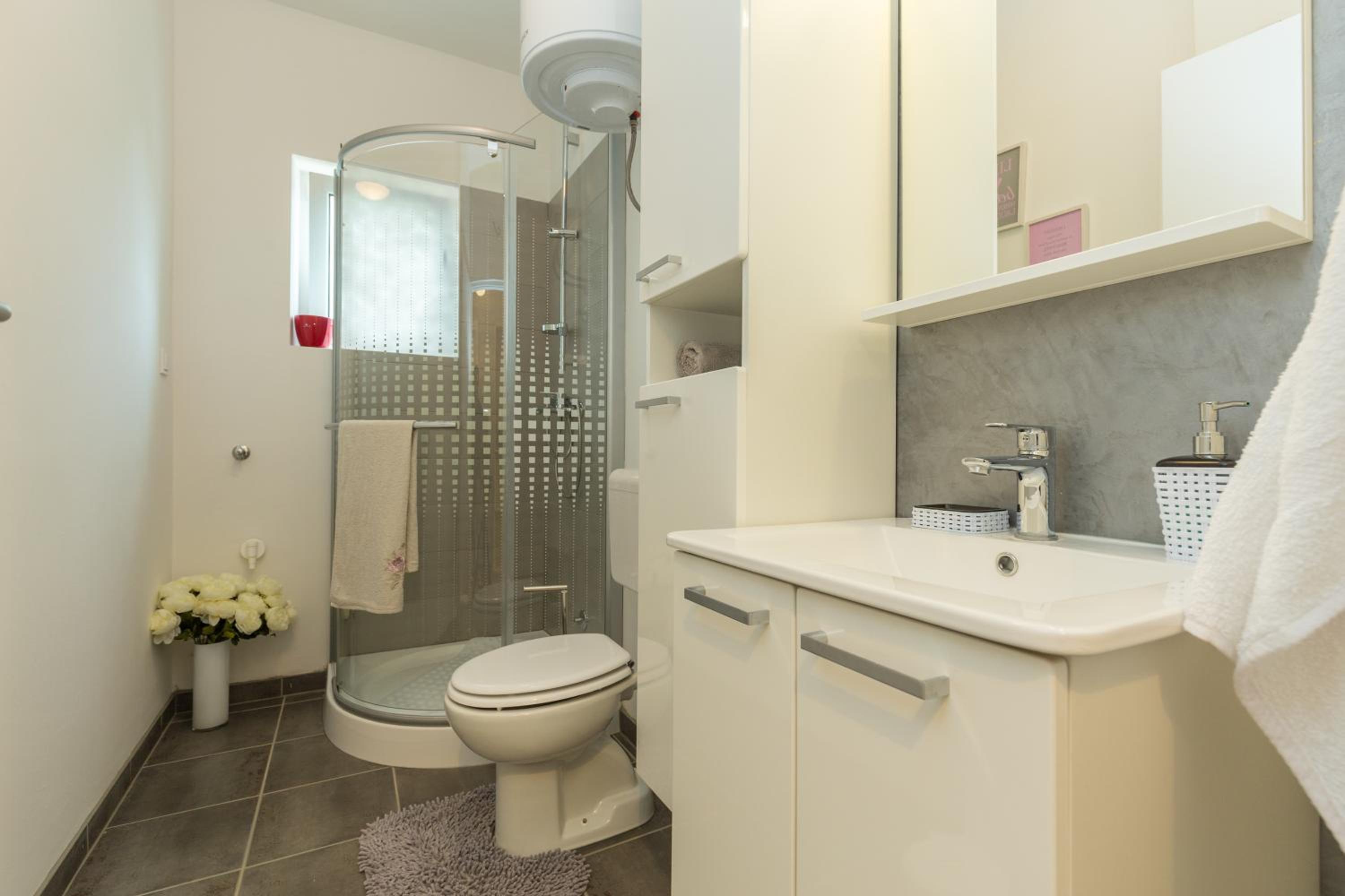 Studio Andrea en Rovinj — bathroom