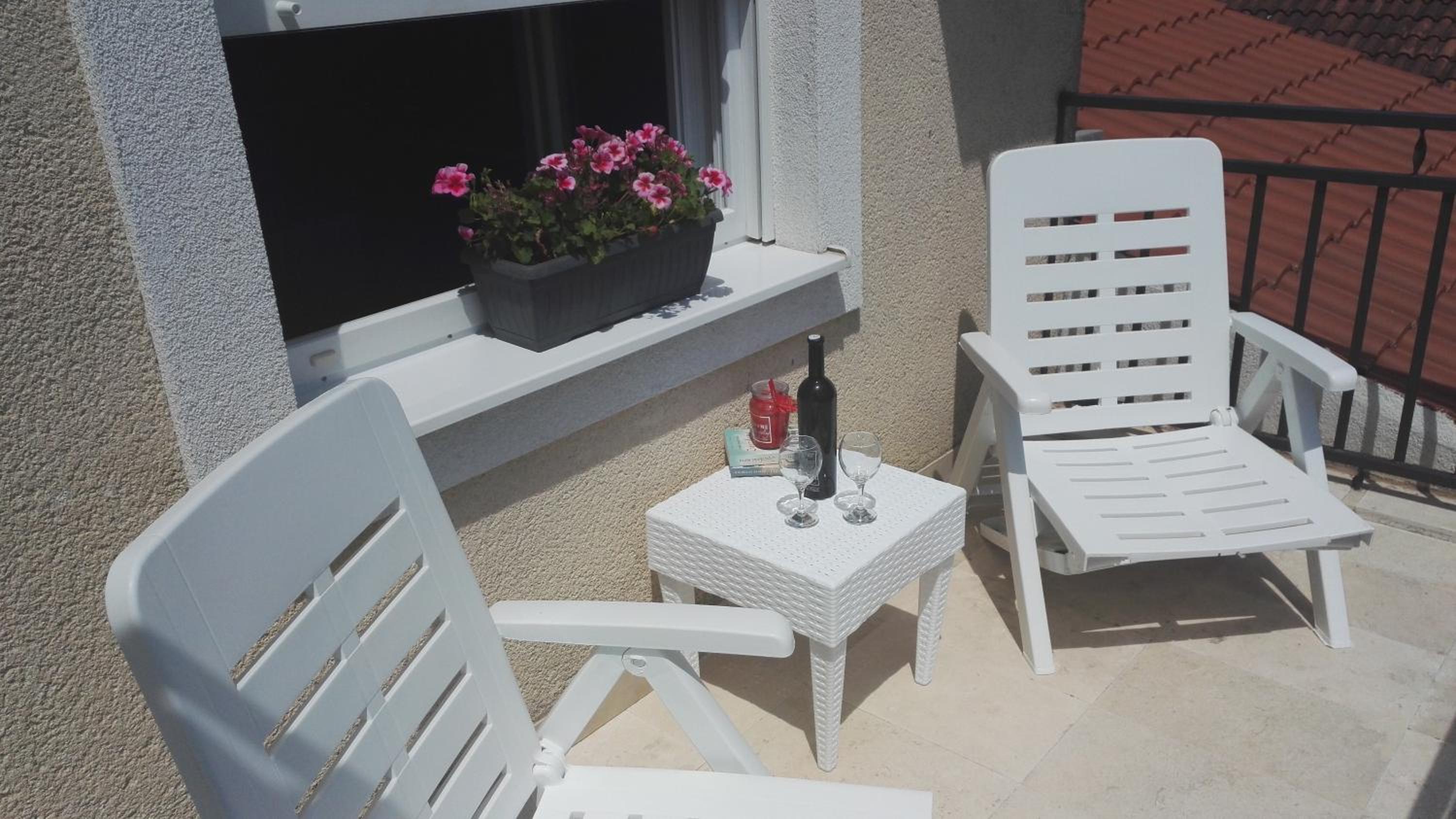 Apartmani Ljubica view 2