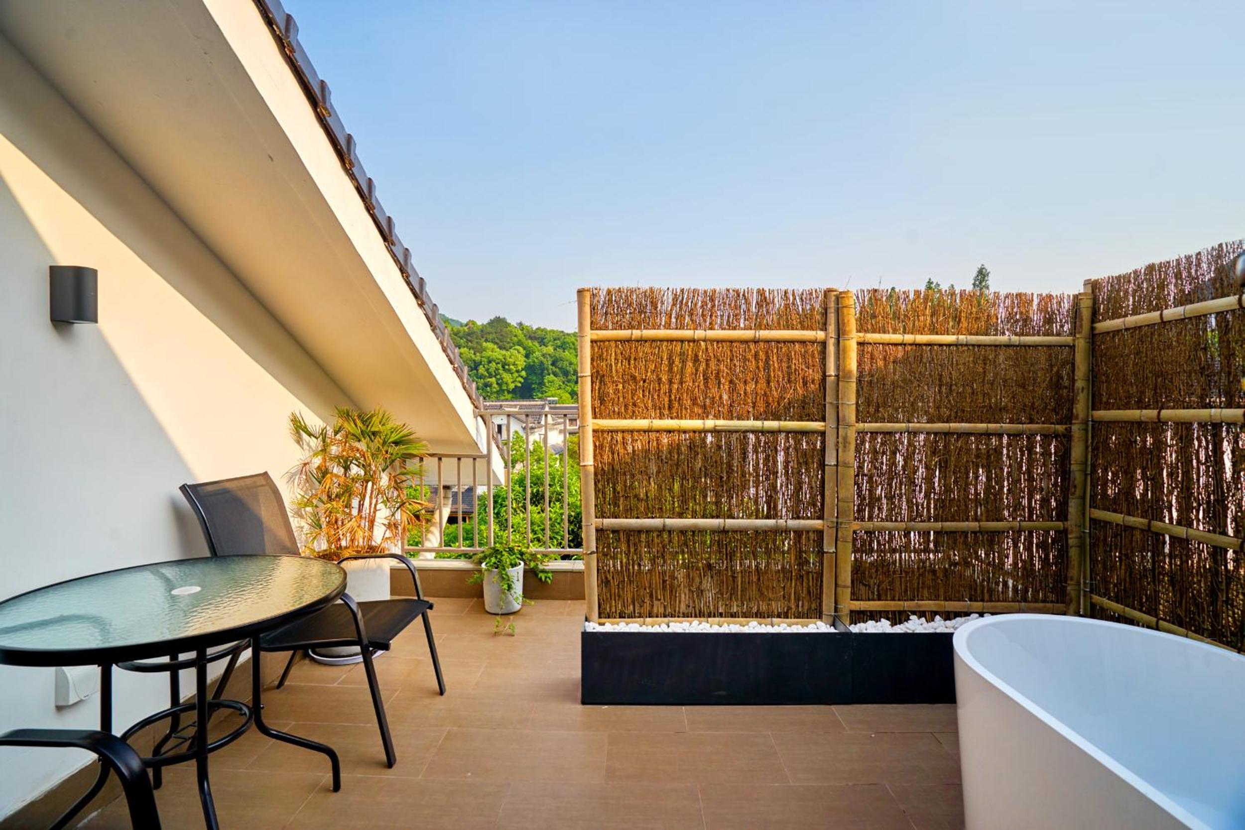 Hangzhou West Lake Yueshang Yunshe Boutique Homestay
