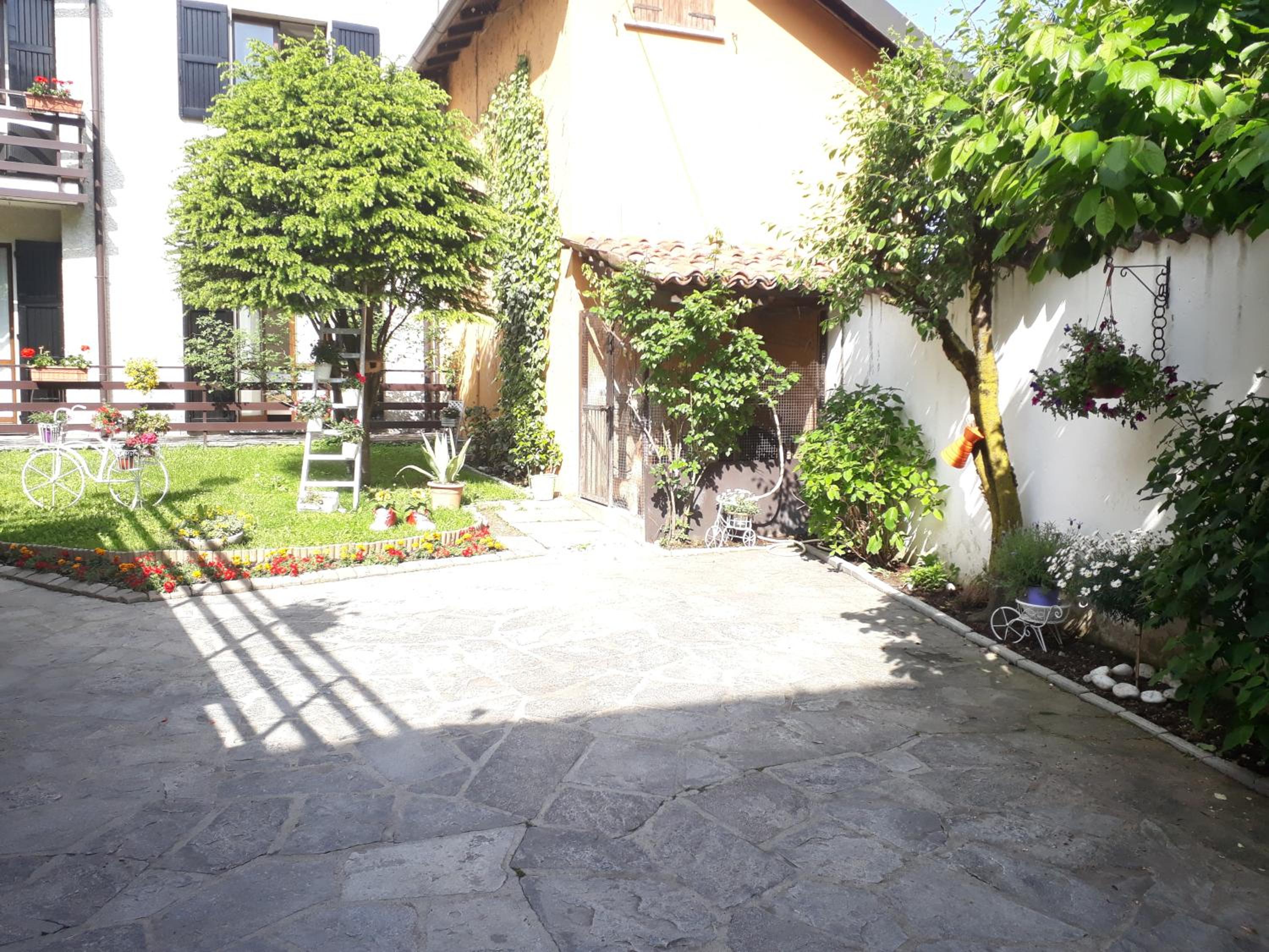 Photo 40