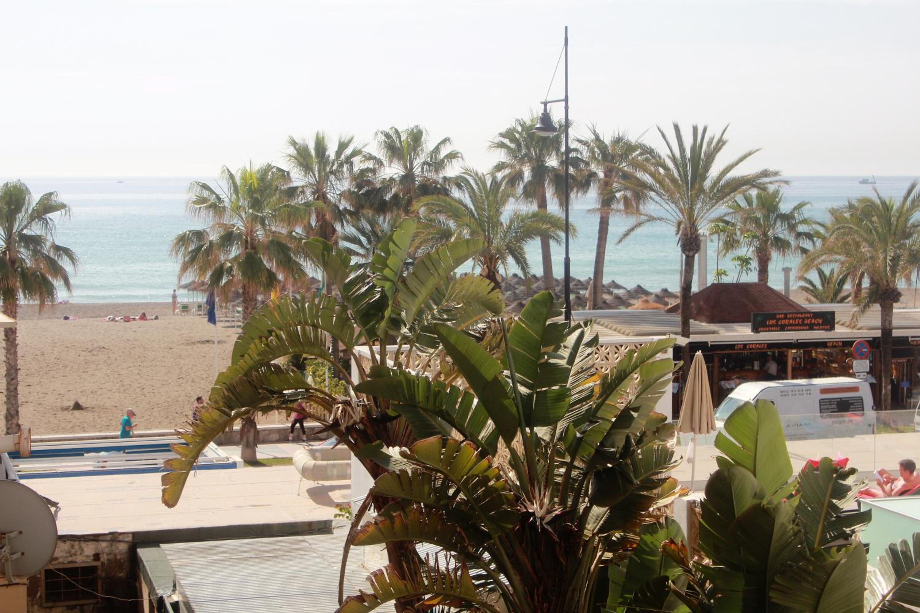 Elizabeth Beach Apartment with Seaviews!