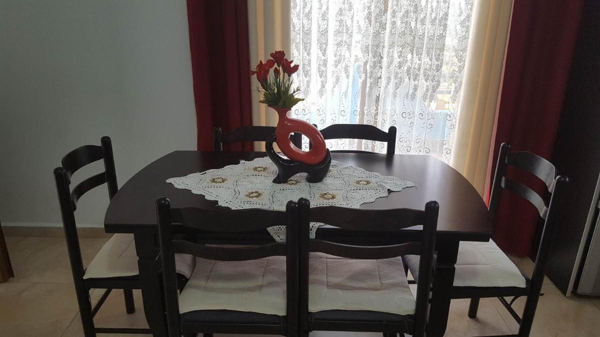 Grand Seaview Apartments