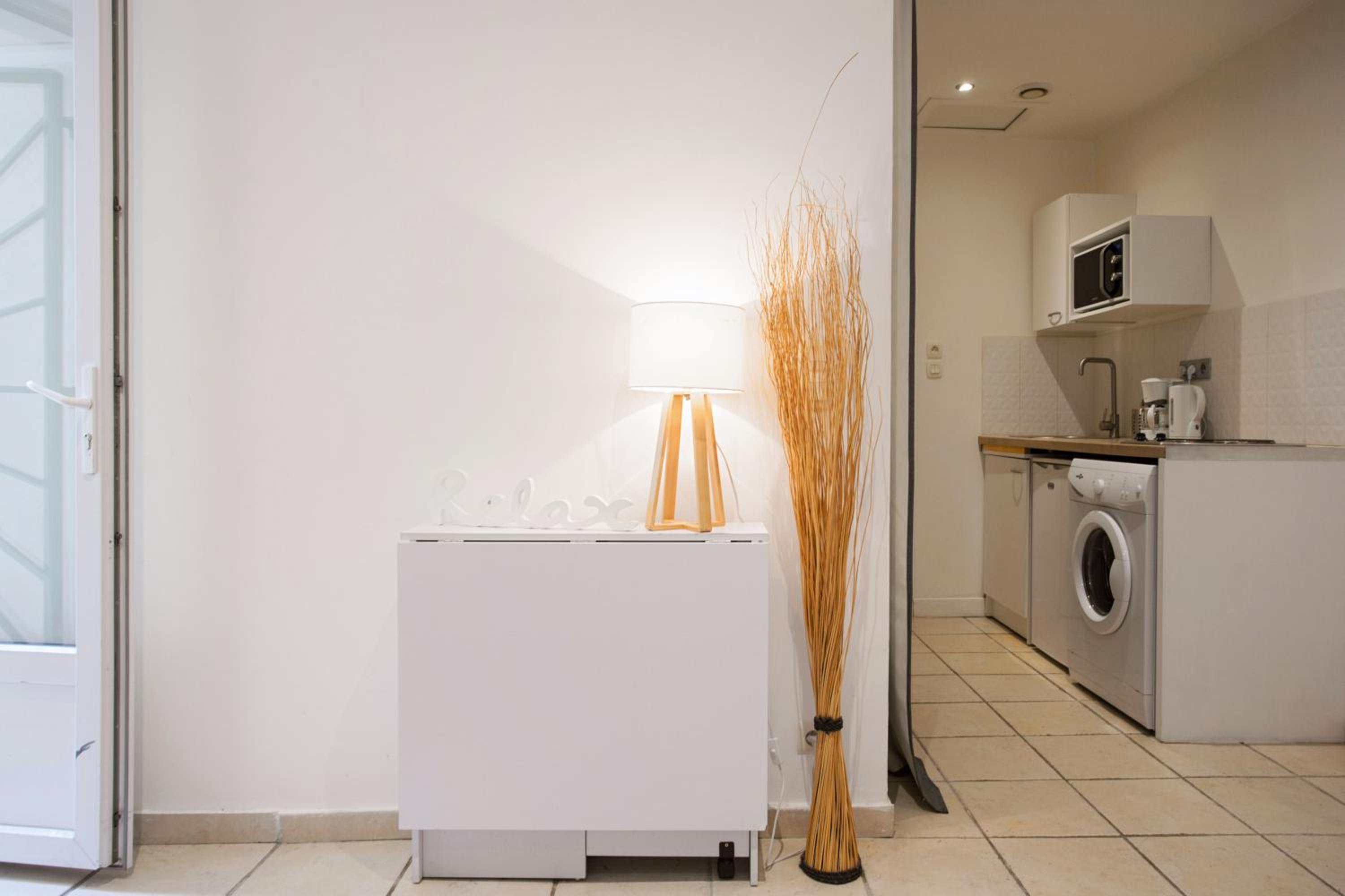 GregBnb-com - Studio Cosy - CLIMATISÉ - WIFI - 15min Gare