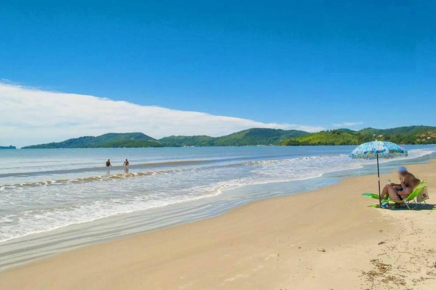 Lindo apartamento 3 dorm a 100m da praia de Perequê view 5