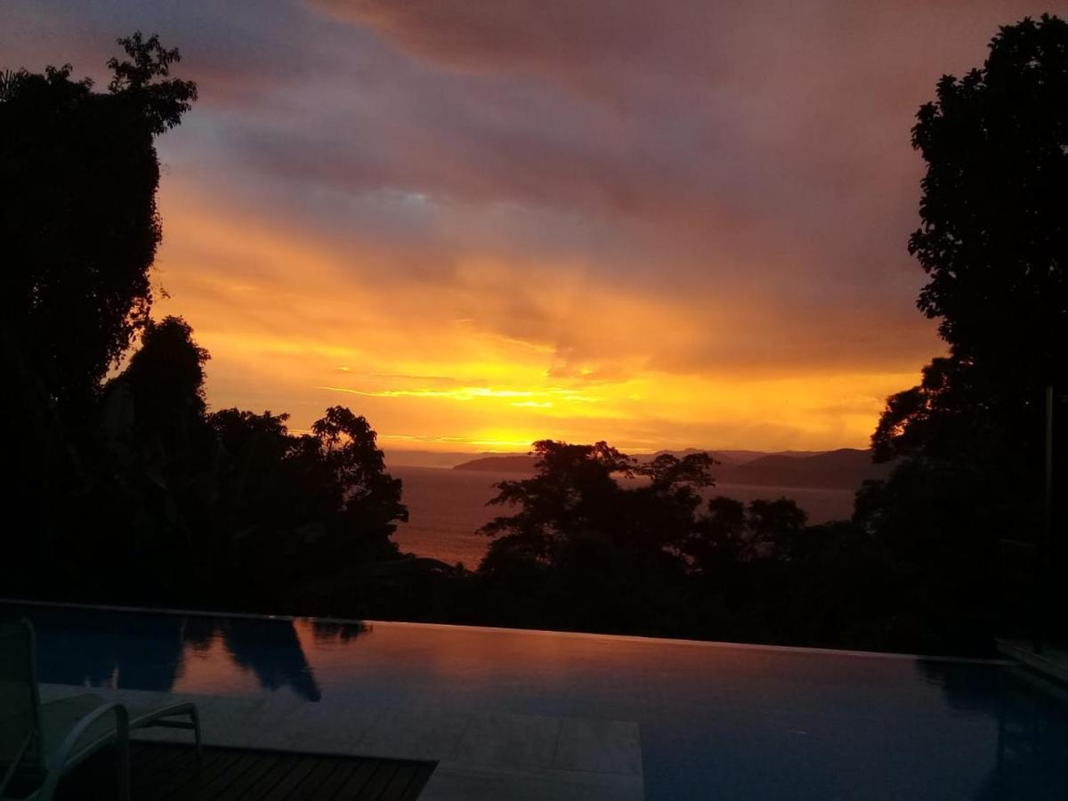ILHABELA PRAIA DO CURRAL Condômino VilaBela da Princesa