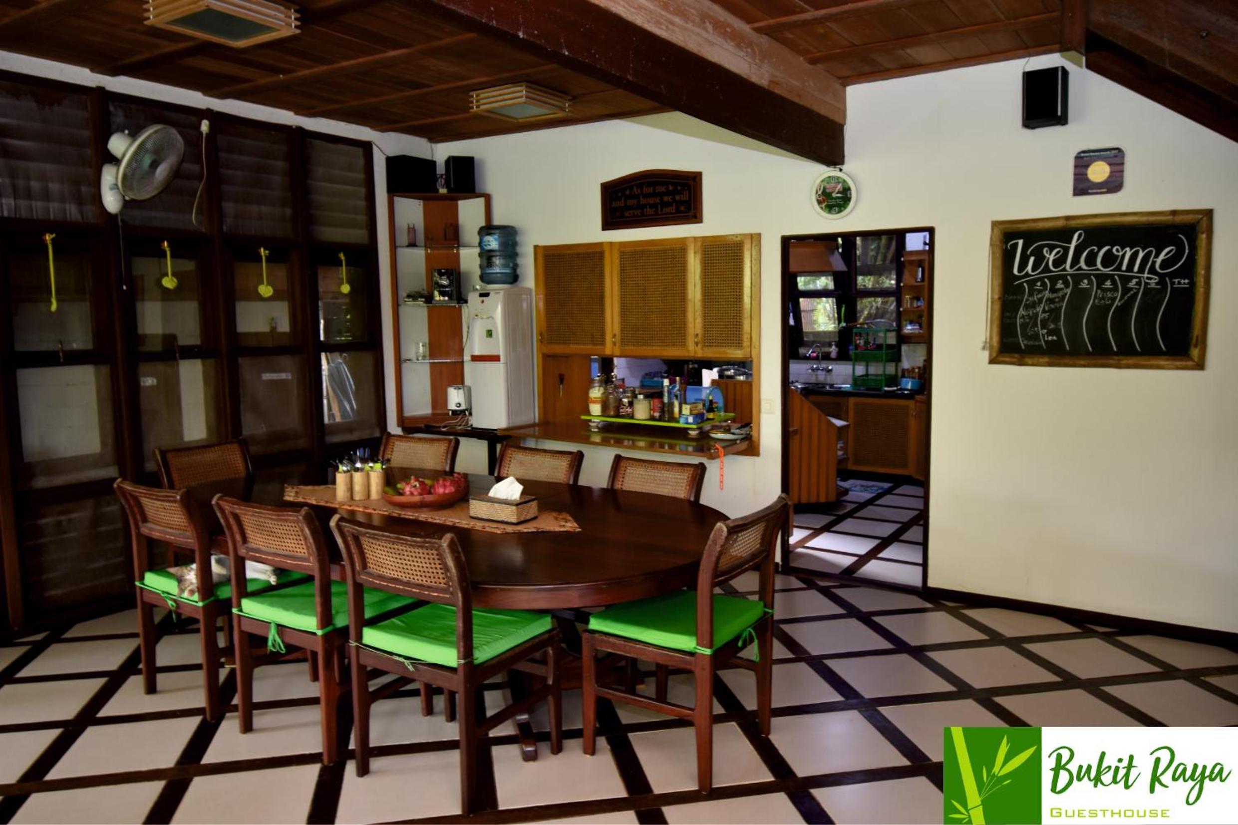 Bukit Raya Guesthouse