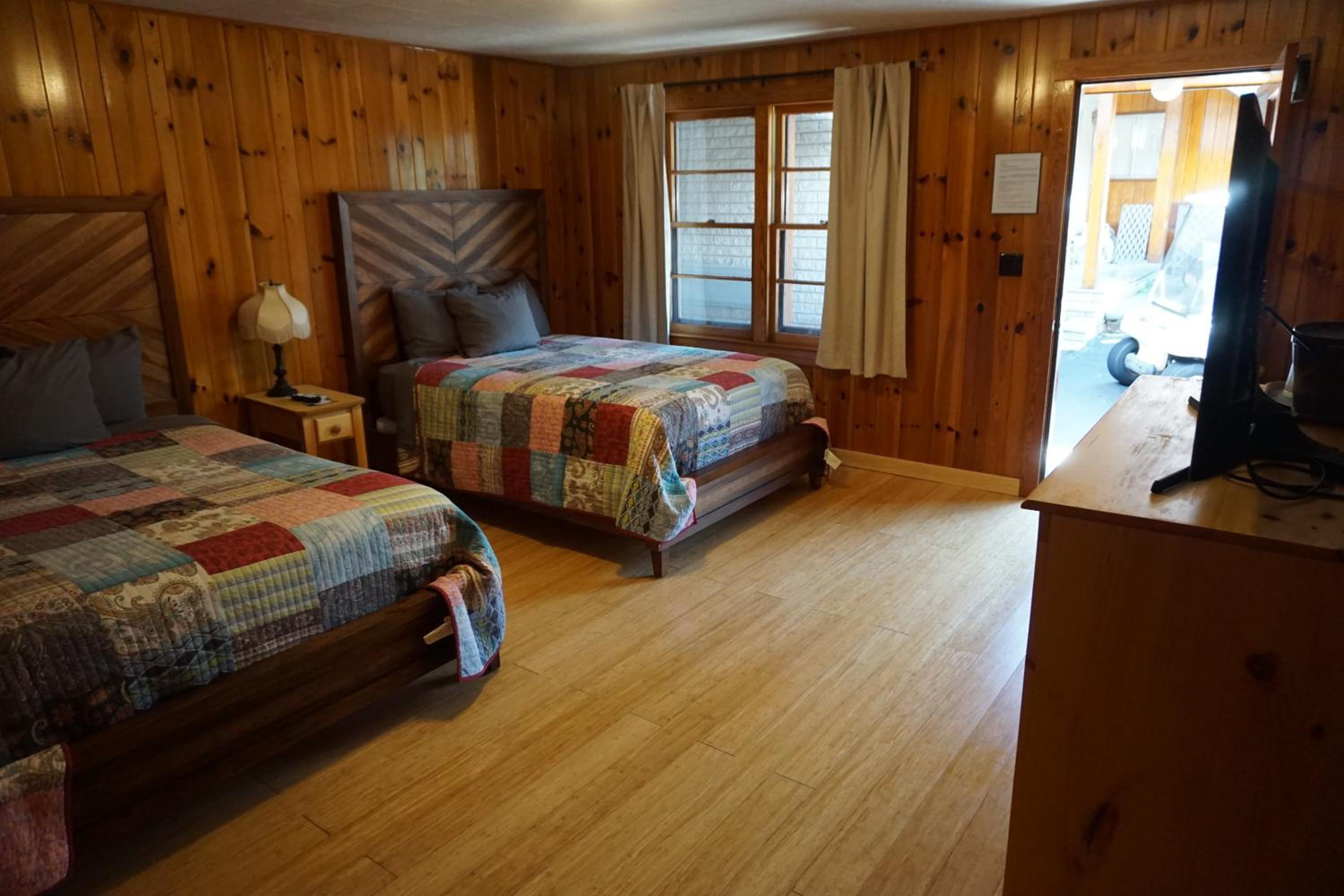 Marshall's Creek Rest Motel