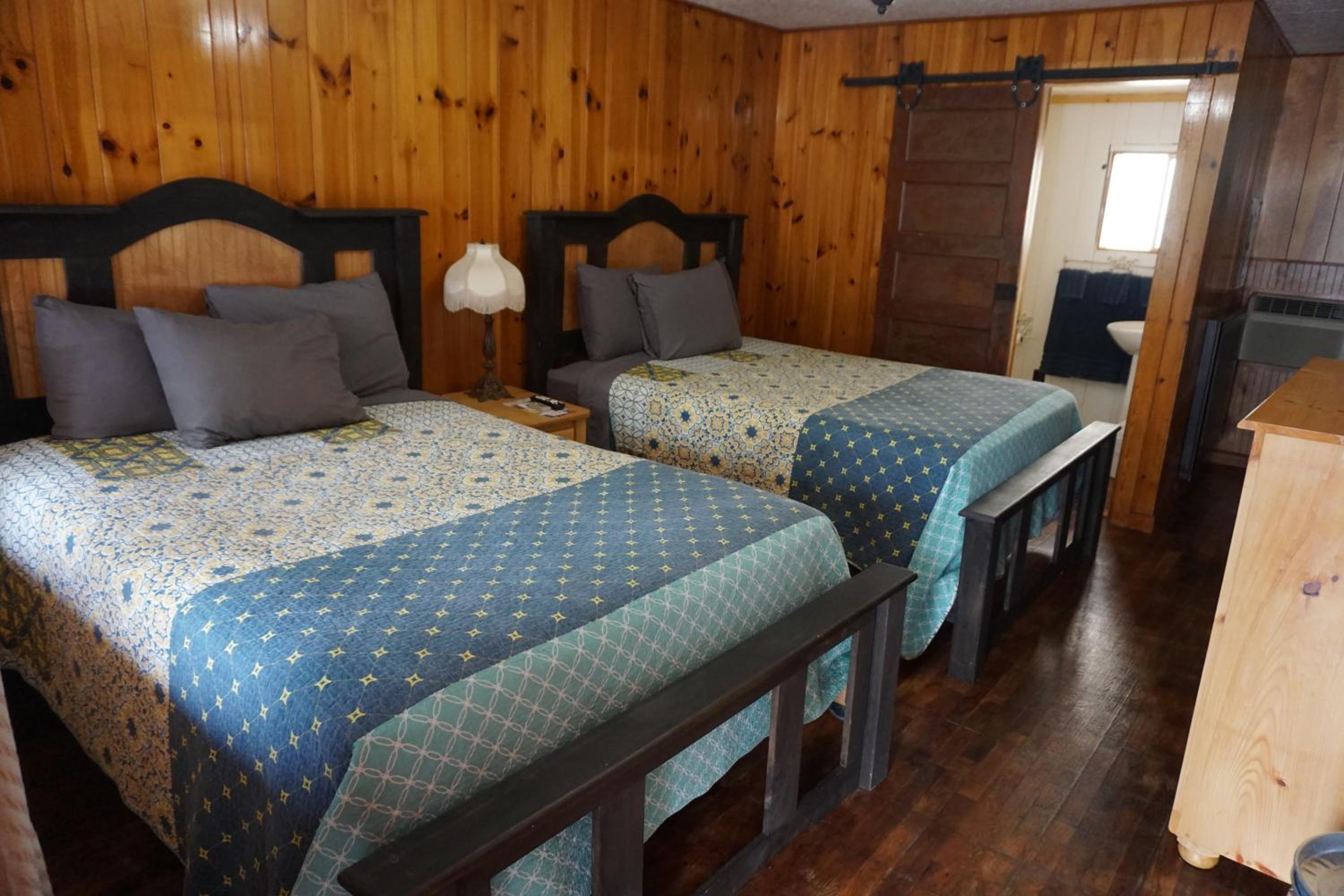 Marshall's Creek Rest Motel