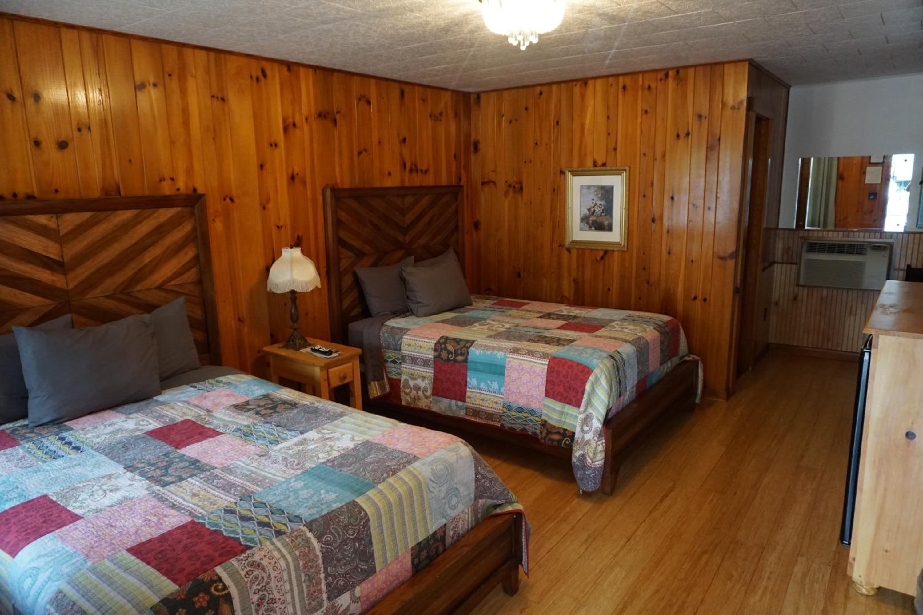 Marshall's Creek Rest Motel