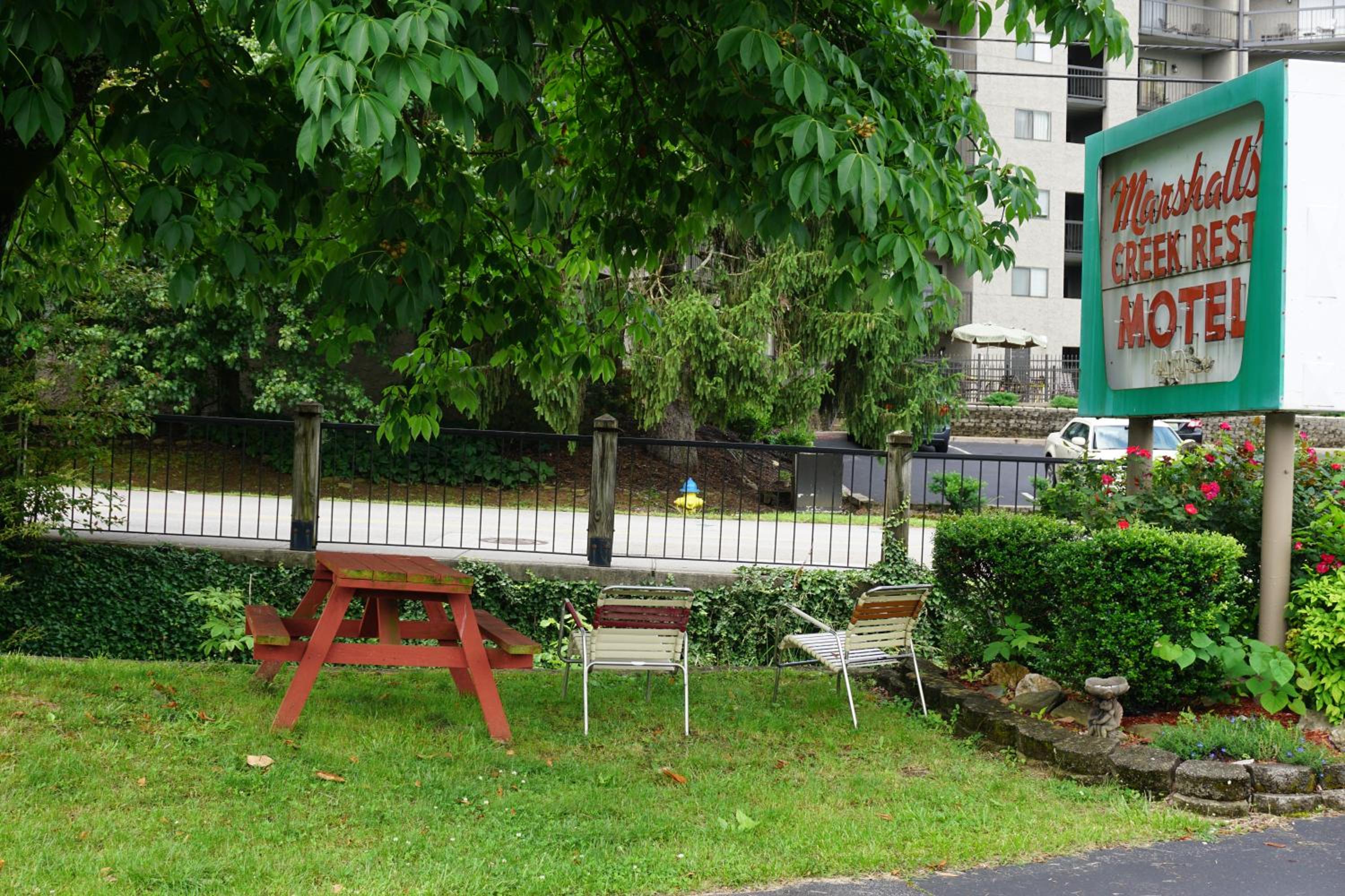 Marshall's Creek Rest Motel