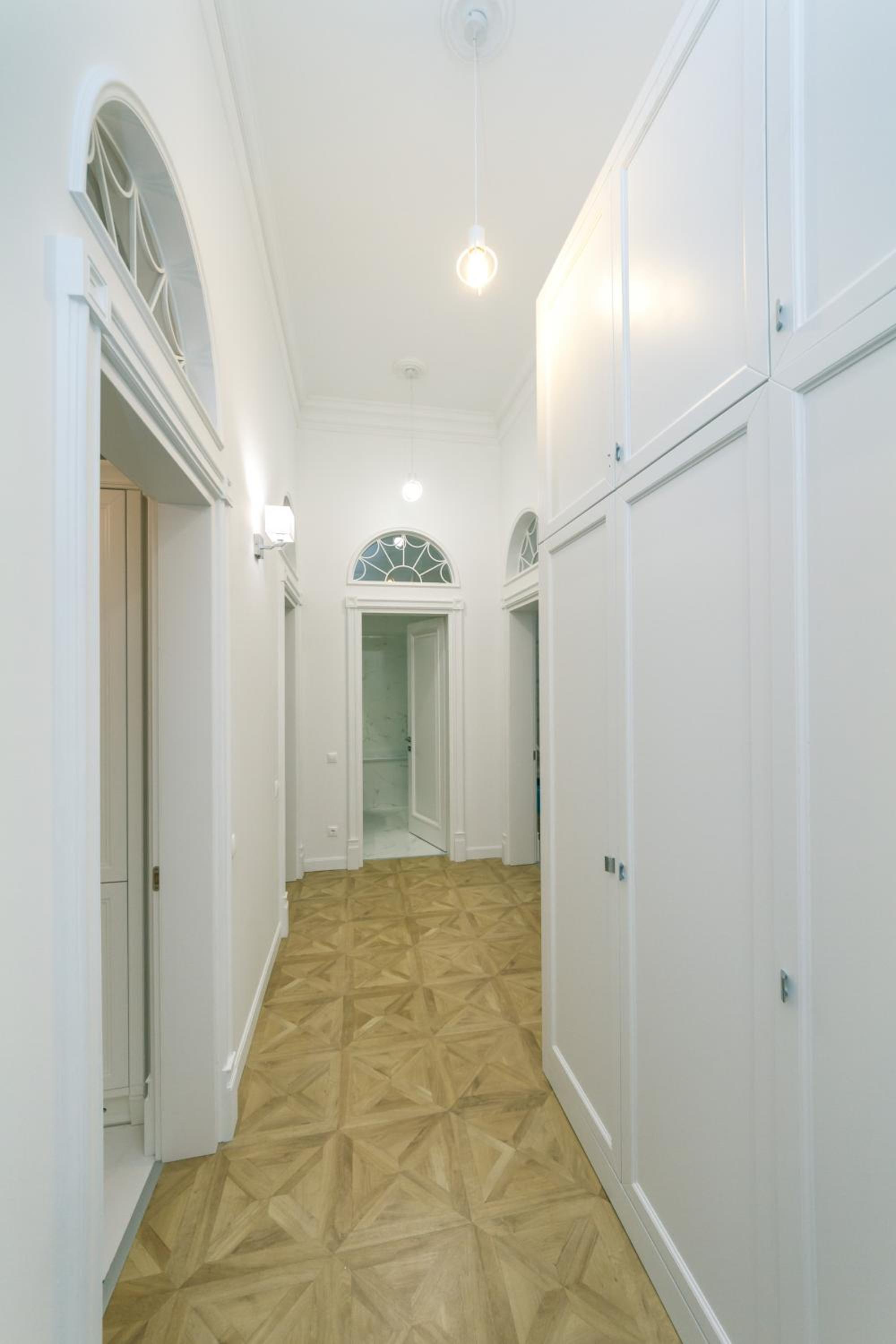 VIP apartment near Kreschatyk, 31а Pushkinska Street view 4