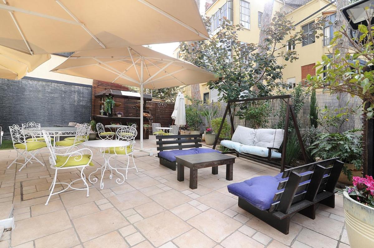 outdoor BBQ area