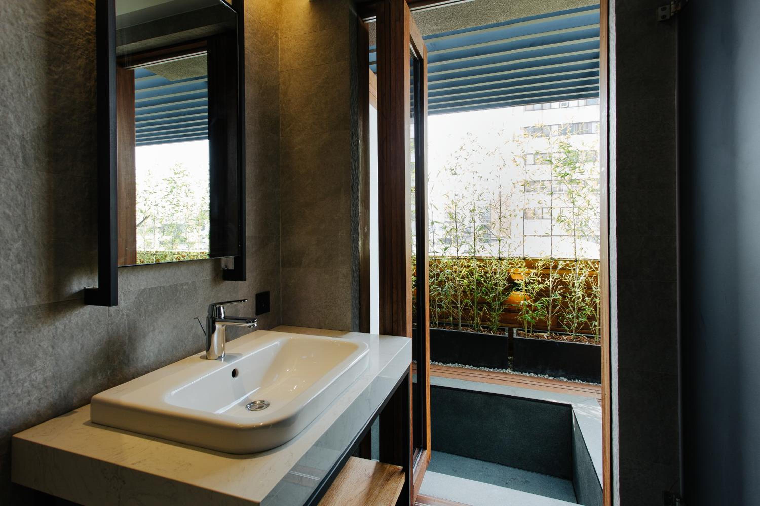 CHECK inn Taichung Zhongshan