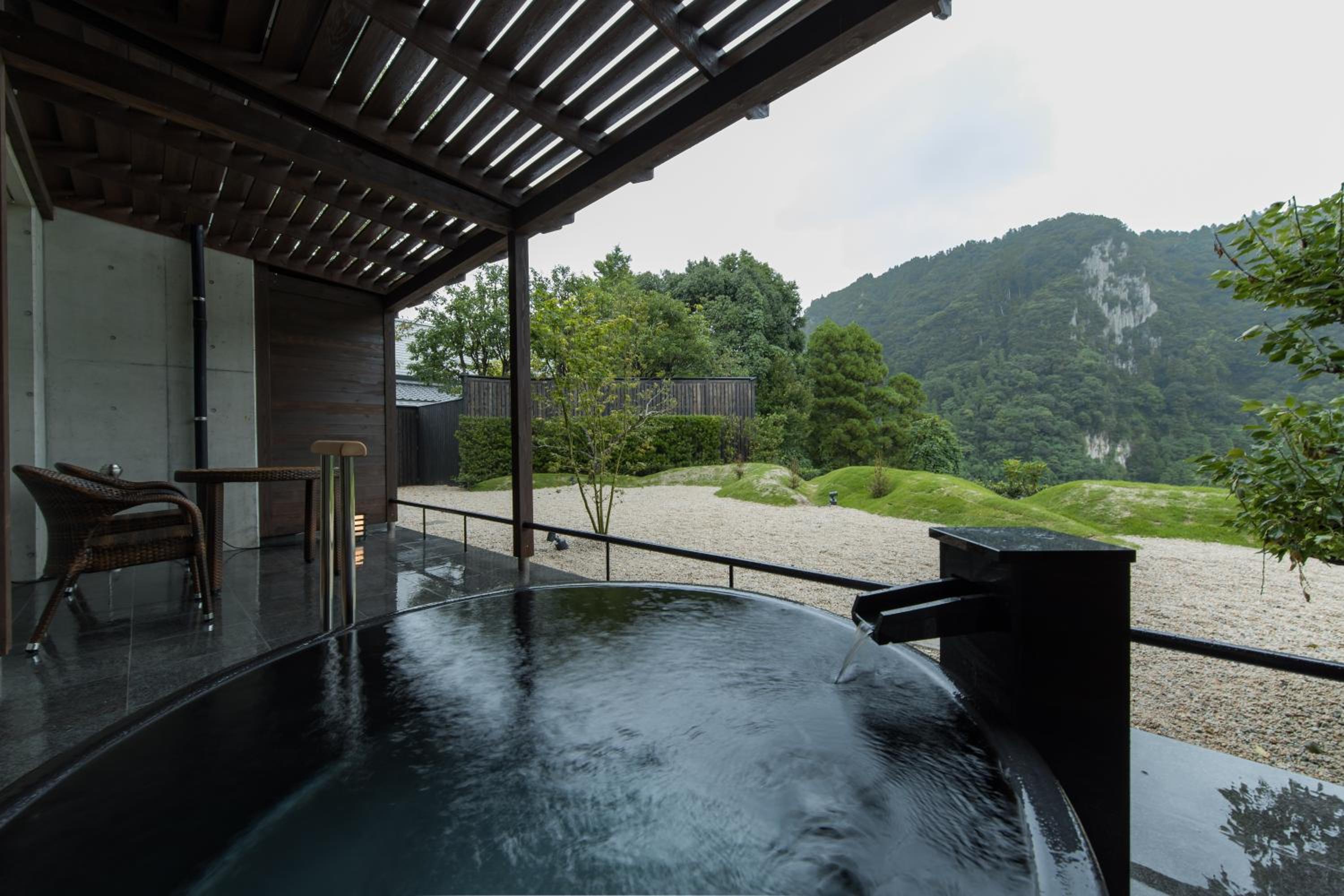 Okuhita Onsen Umehibiki