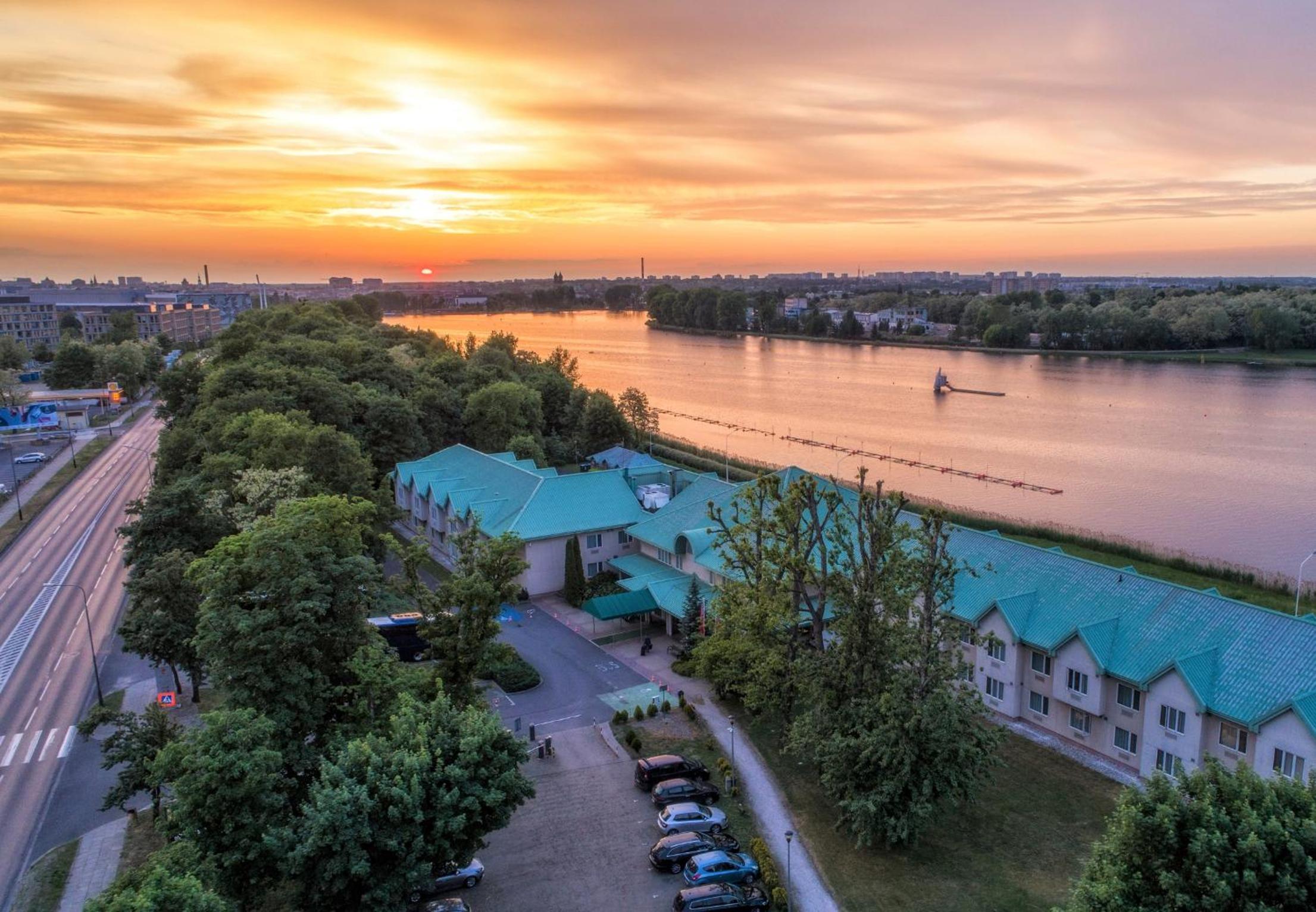 Hotel HP Park Poznań Malta - Image 1