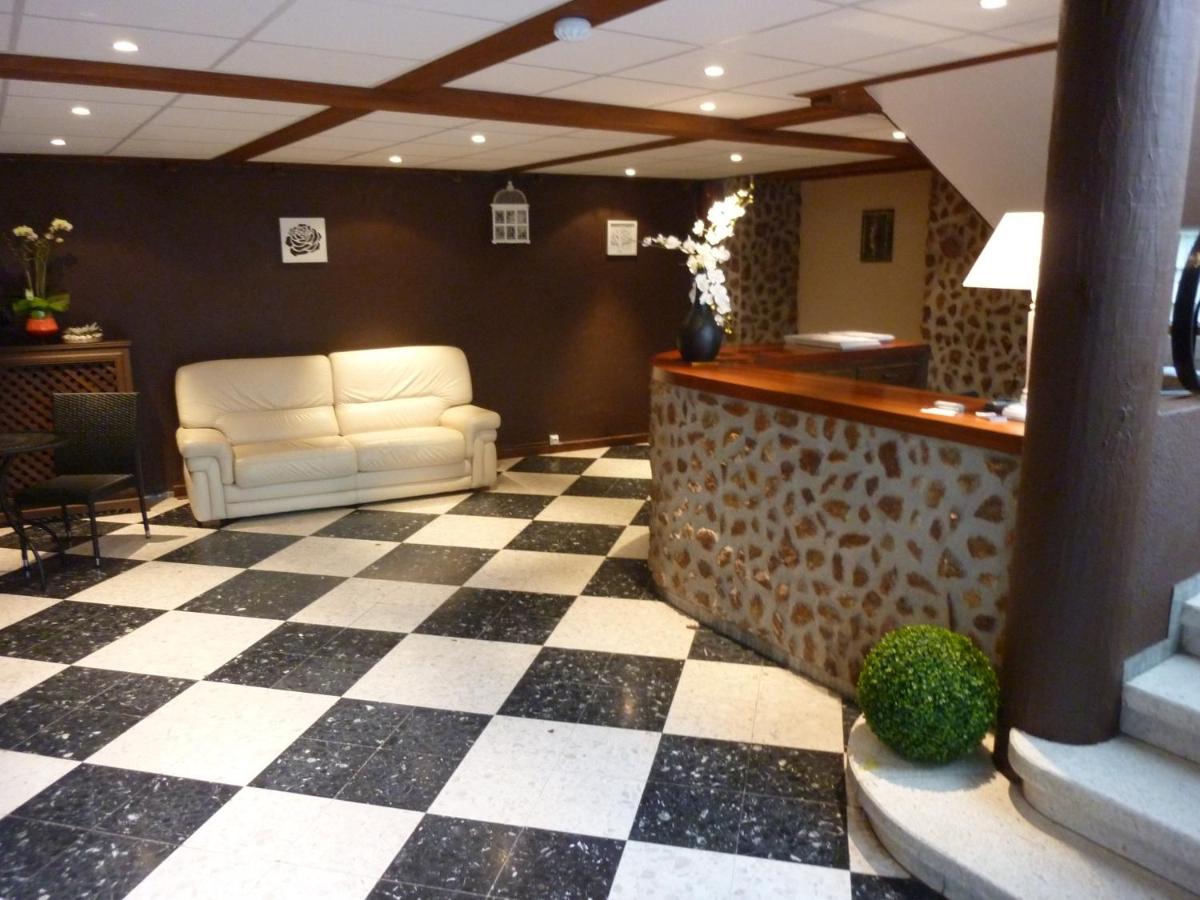 hotel reception