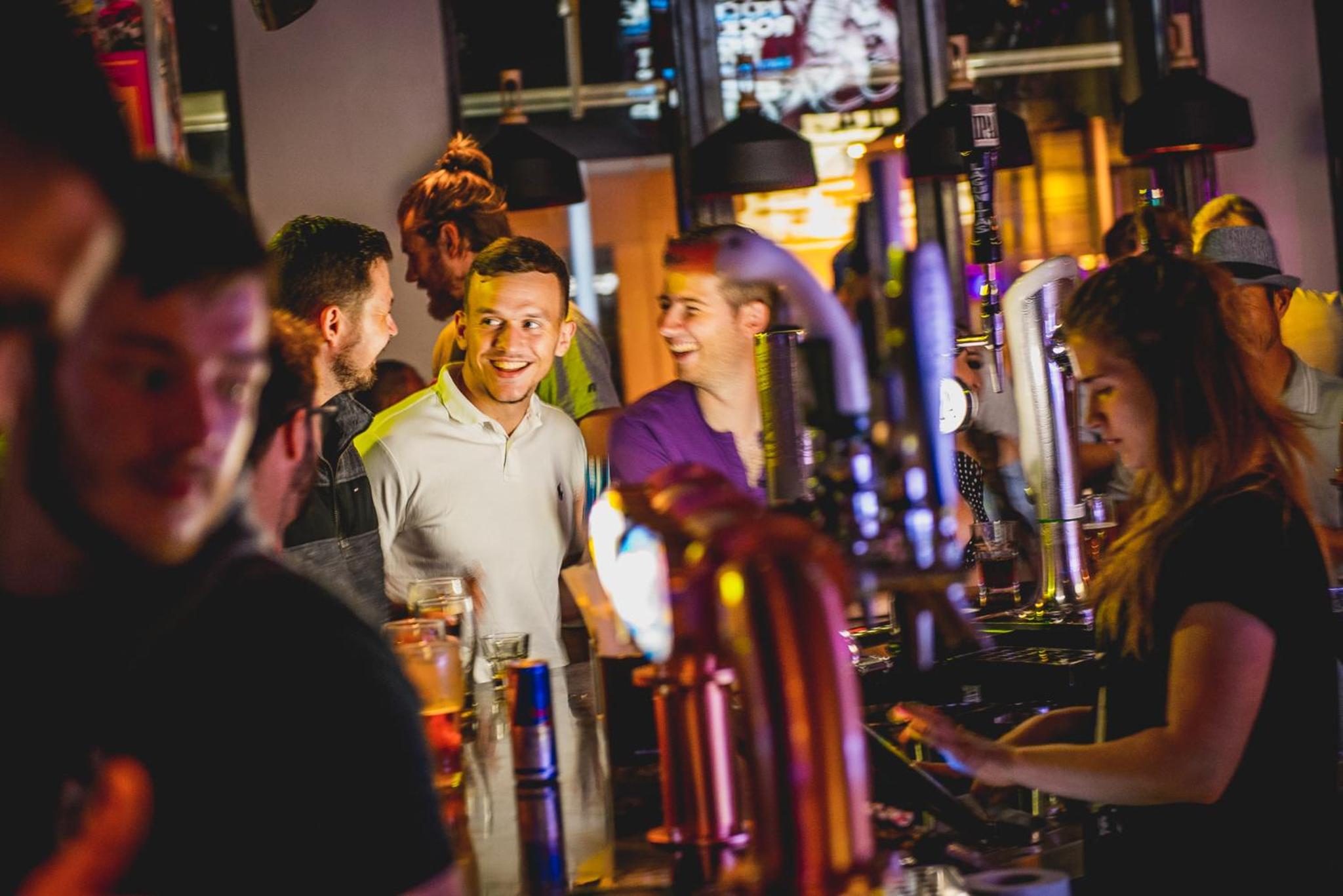 bar