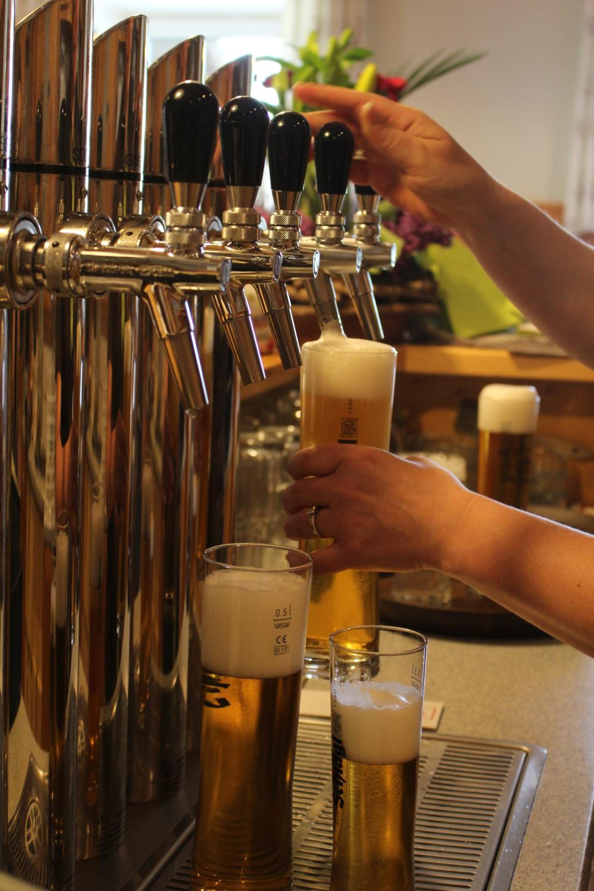 bar
