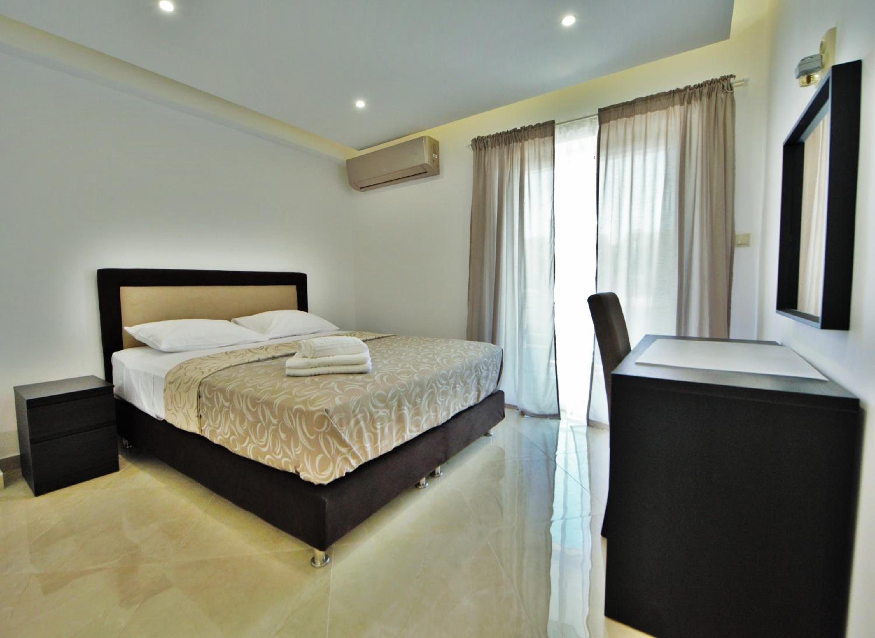 Athena Apartment photo 2