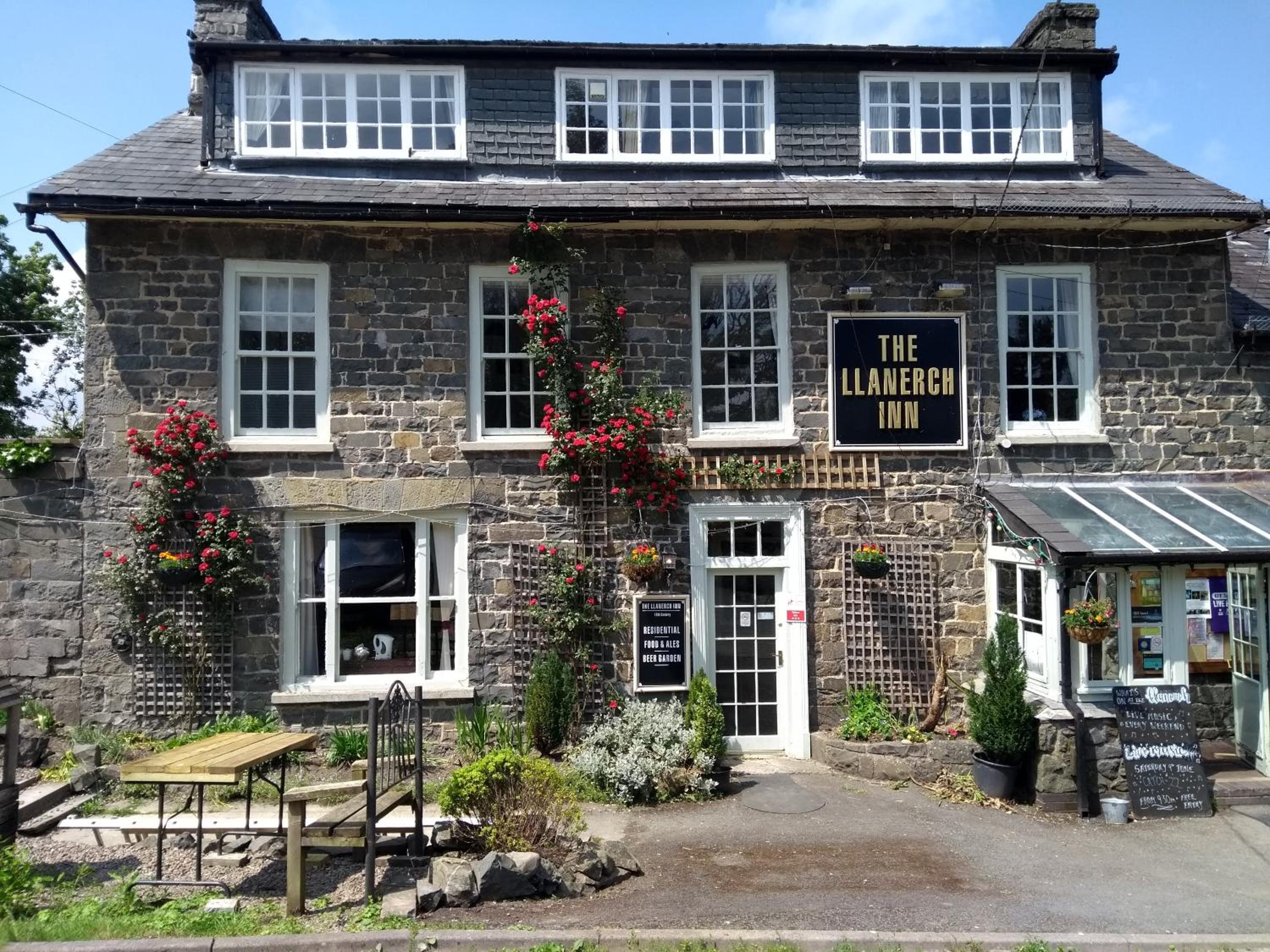 Llanerch Inn