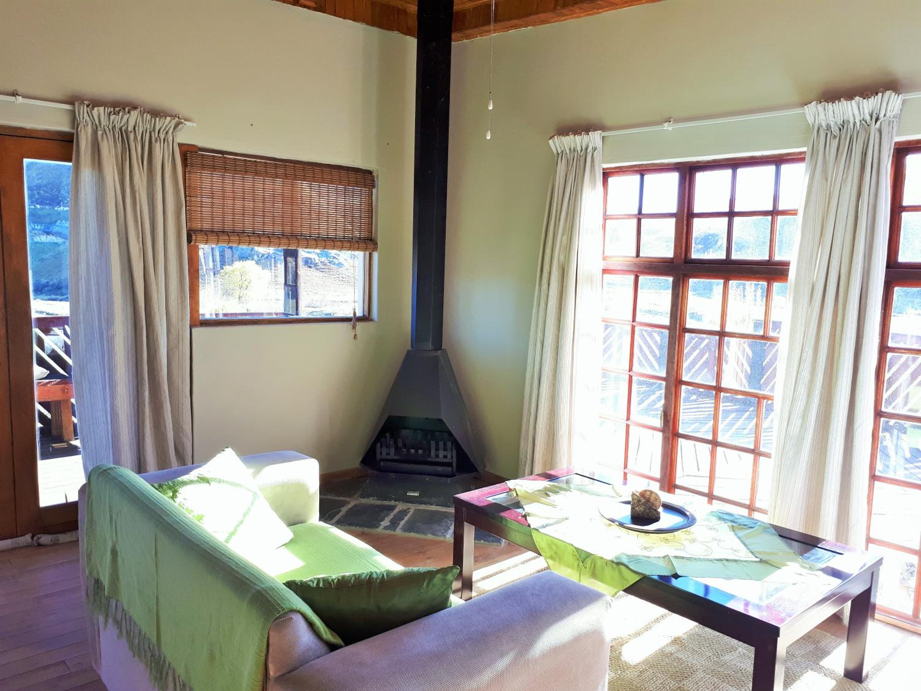 Swallows Nest Self Catering Chalet view 3