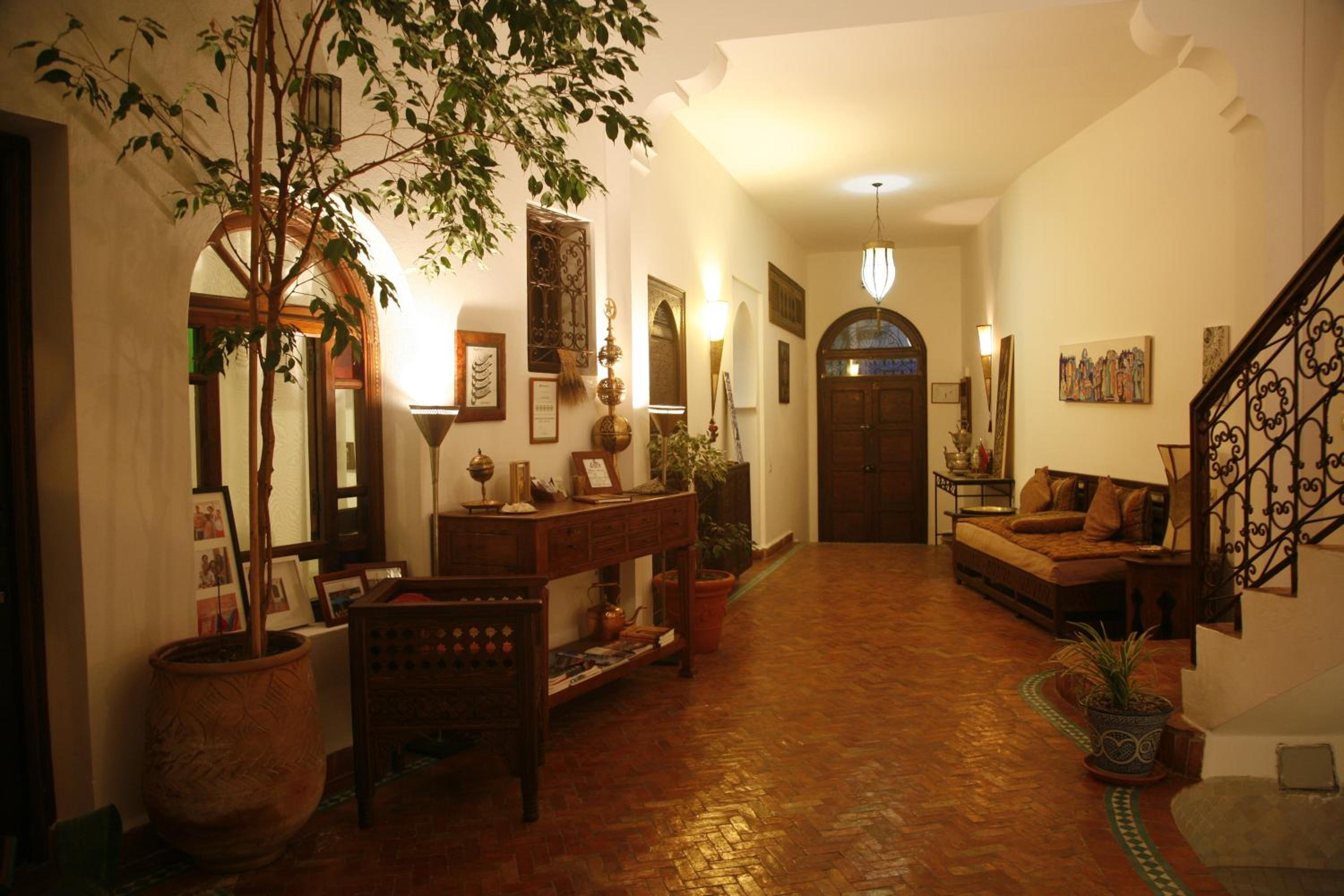 Photo 8